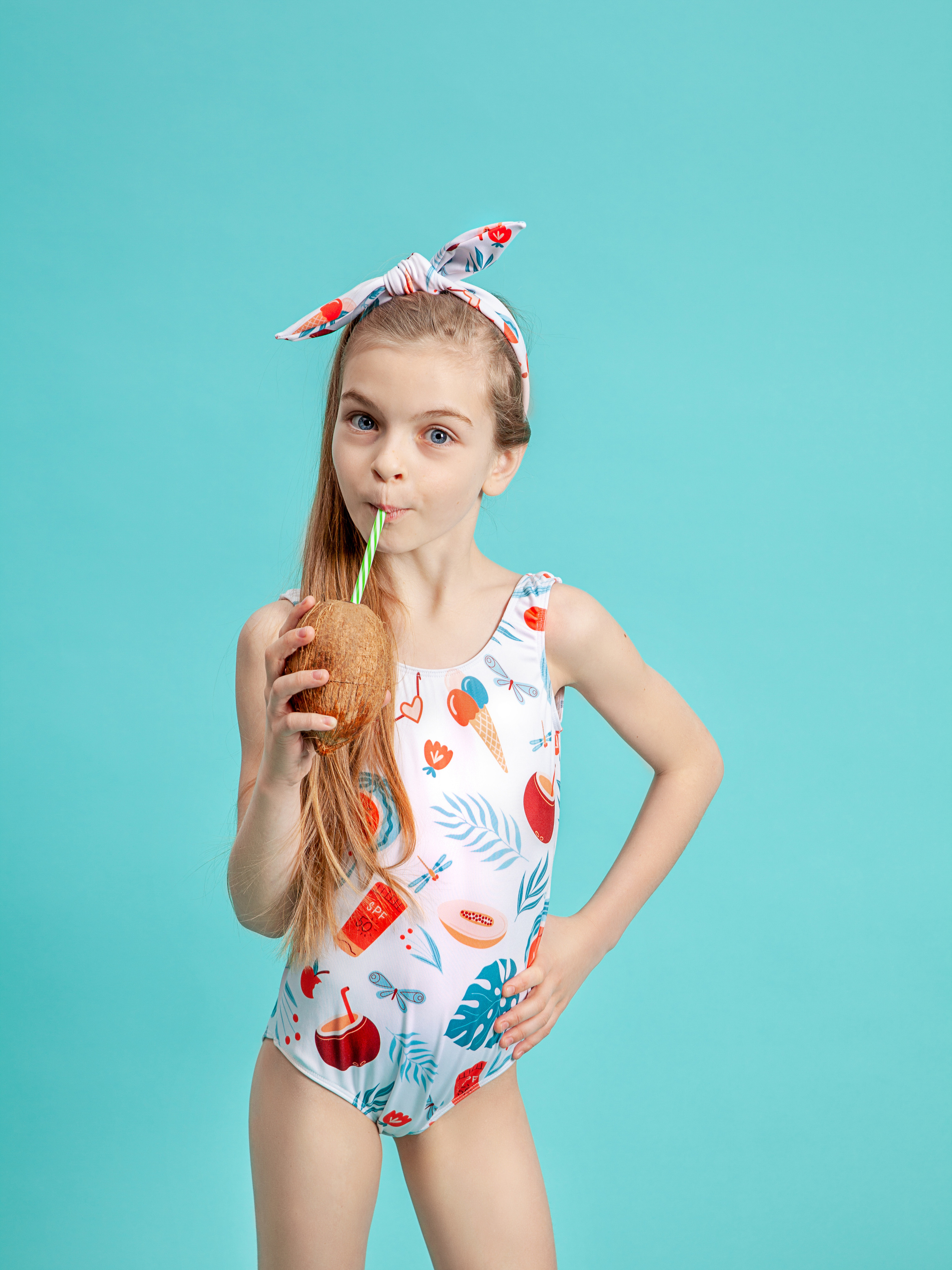 На бумажном фоне. Фотограф в Москве Наталья Антипина