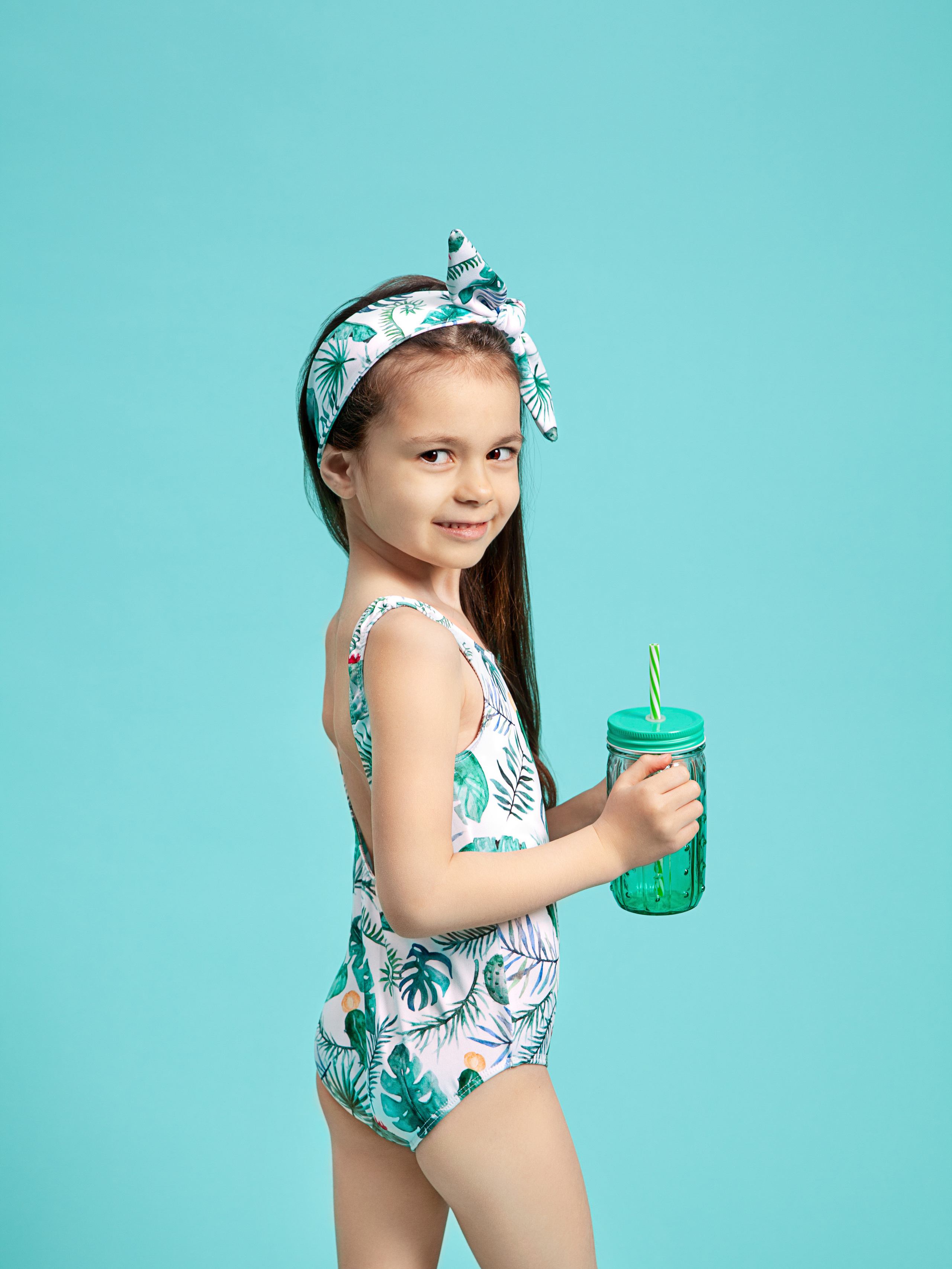 На бумажном фоне. Фотограф в Москве Наталья Антипина