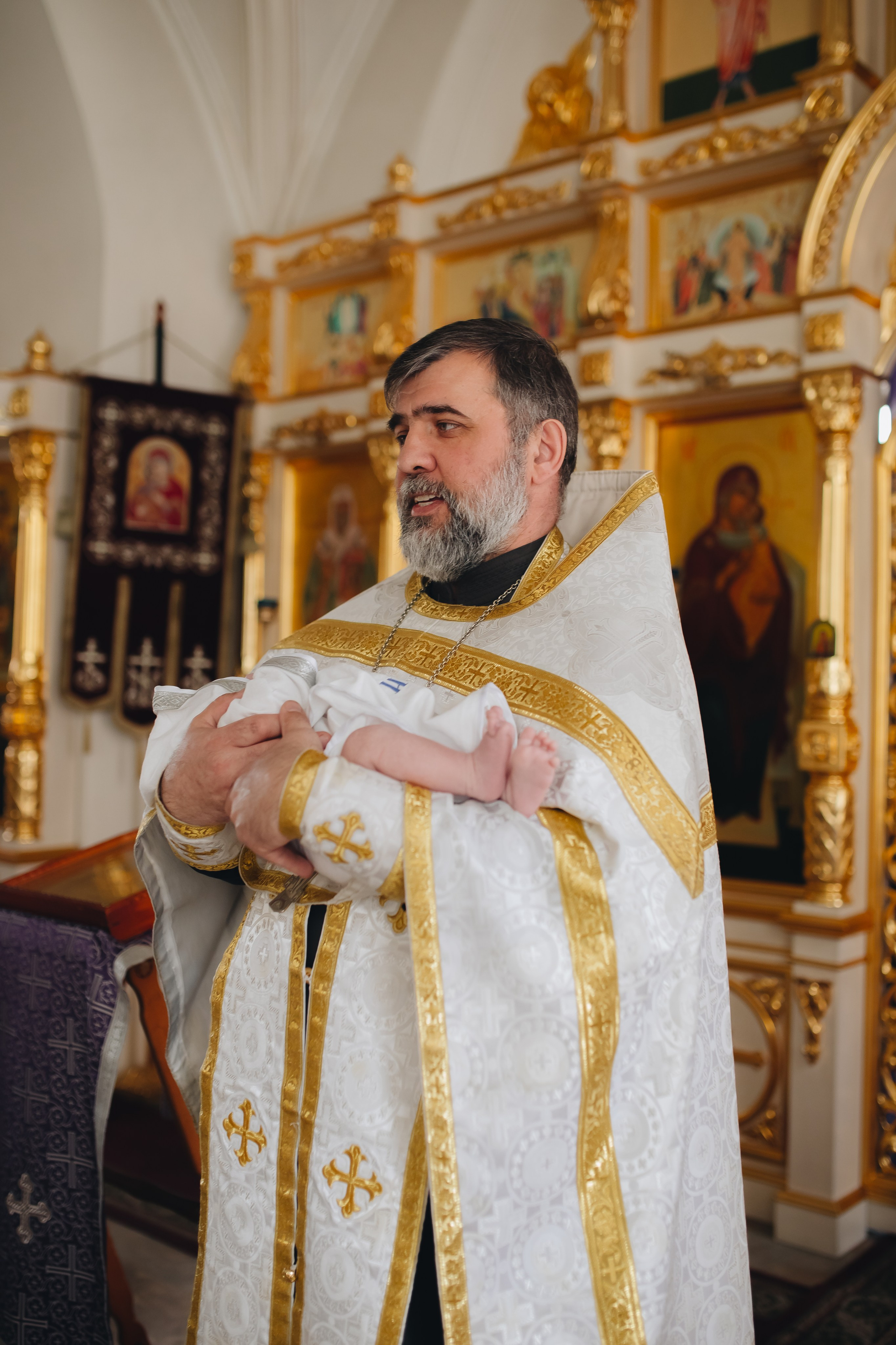 Крещение в светлом Храме. Семейный и детский фотограф в Москве Дорогова Екатерина
