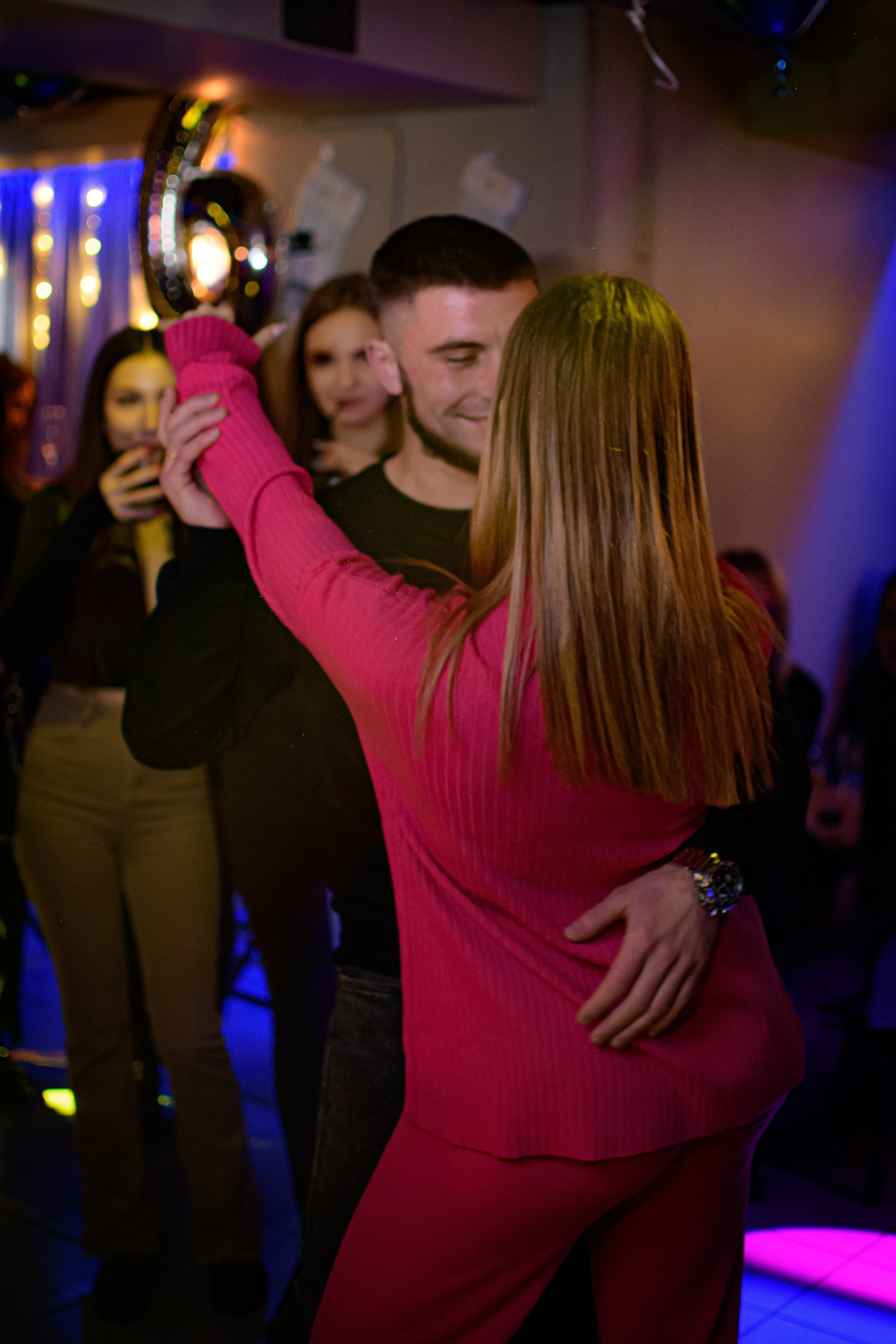 HOLLYWOOD / 6 YEARS. Photokarish