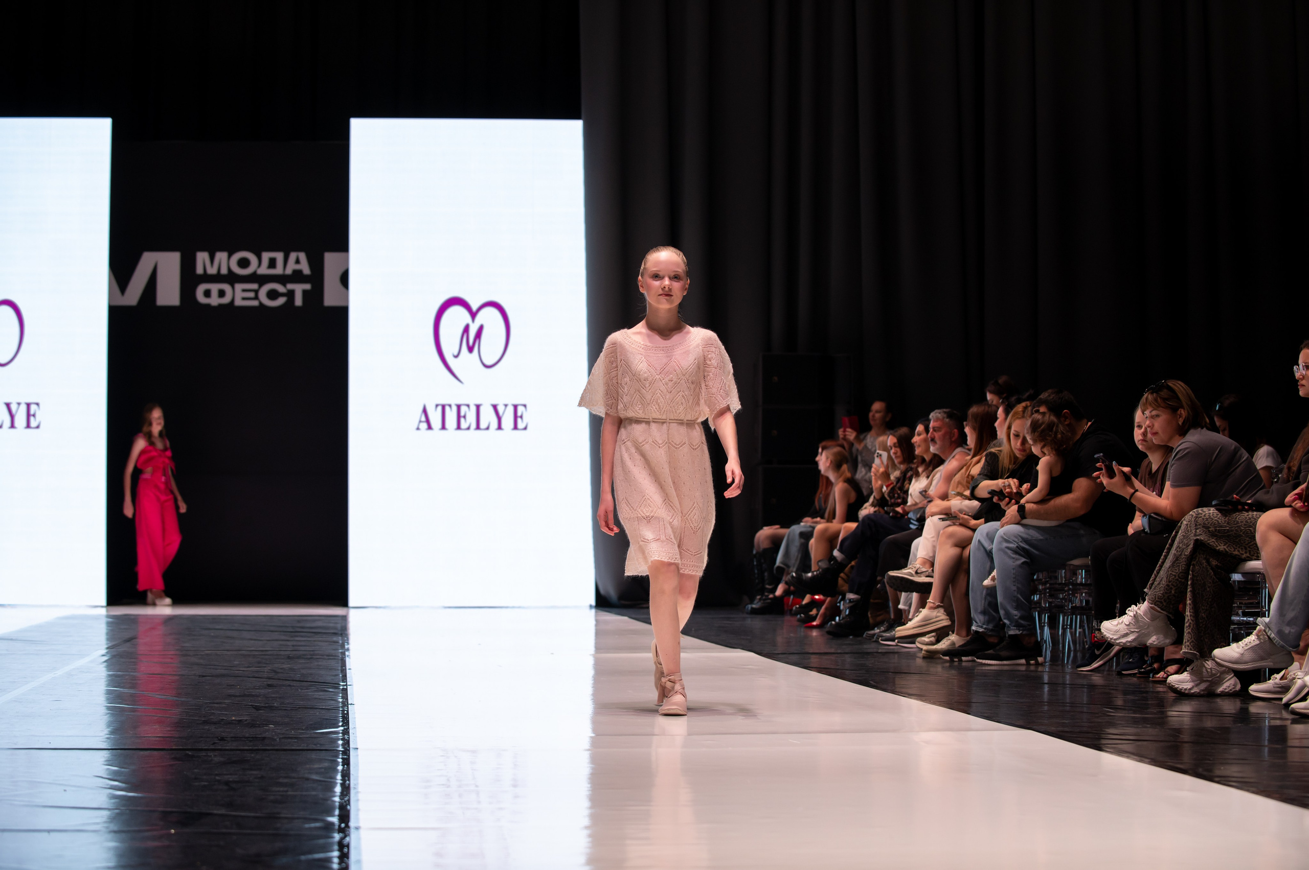 Модные показы. Семейный и детский фотограф в Краснодаре Ольга Осинцева