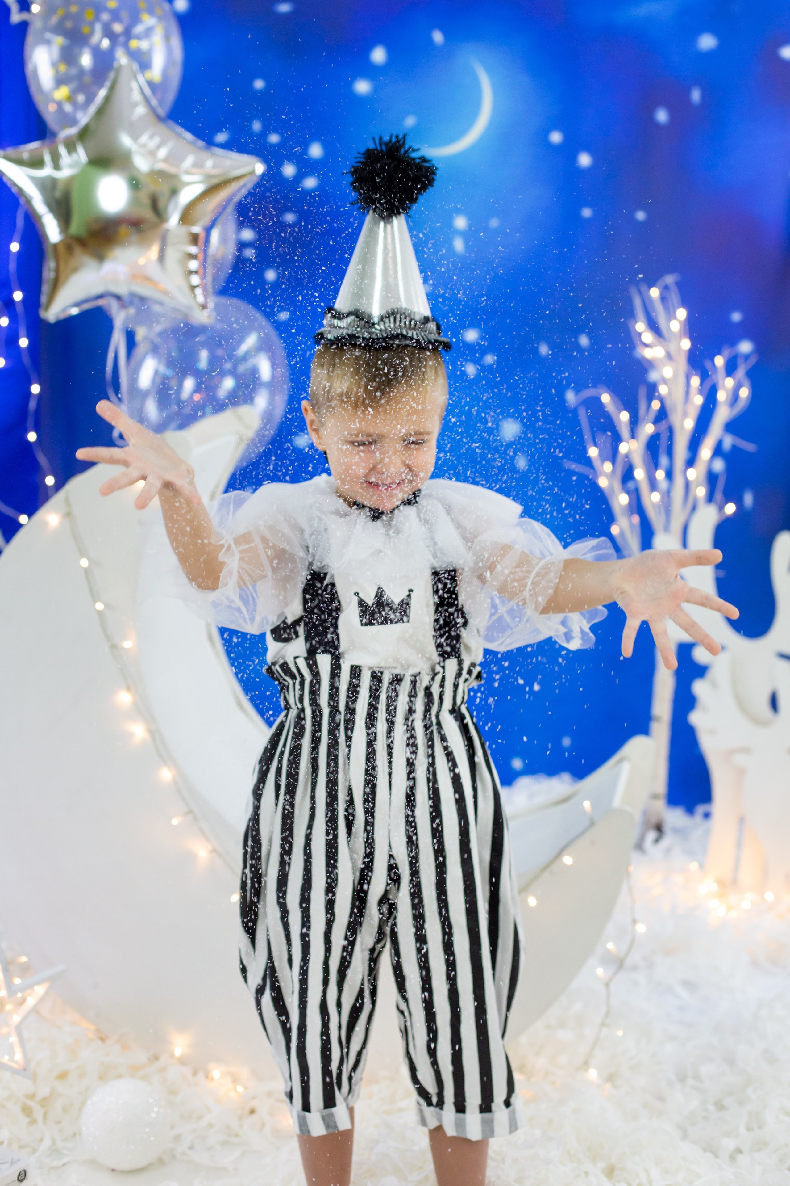 Зимняя сказка фото зона. Фотостудия