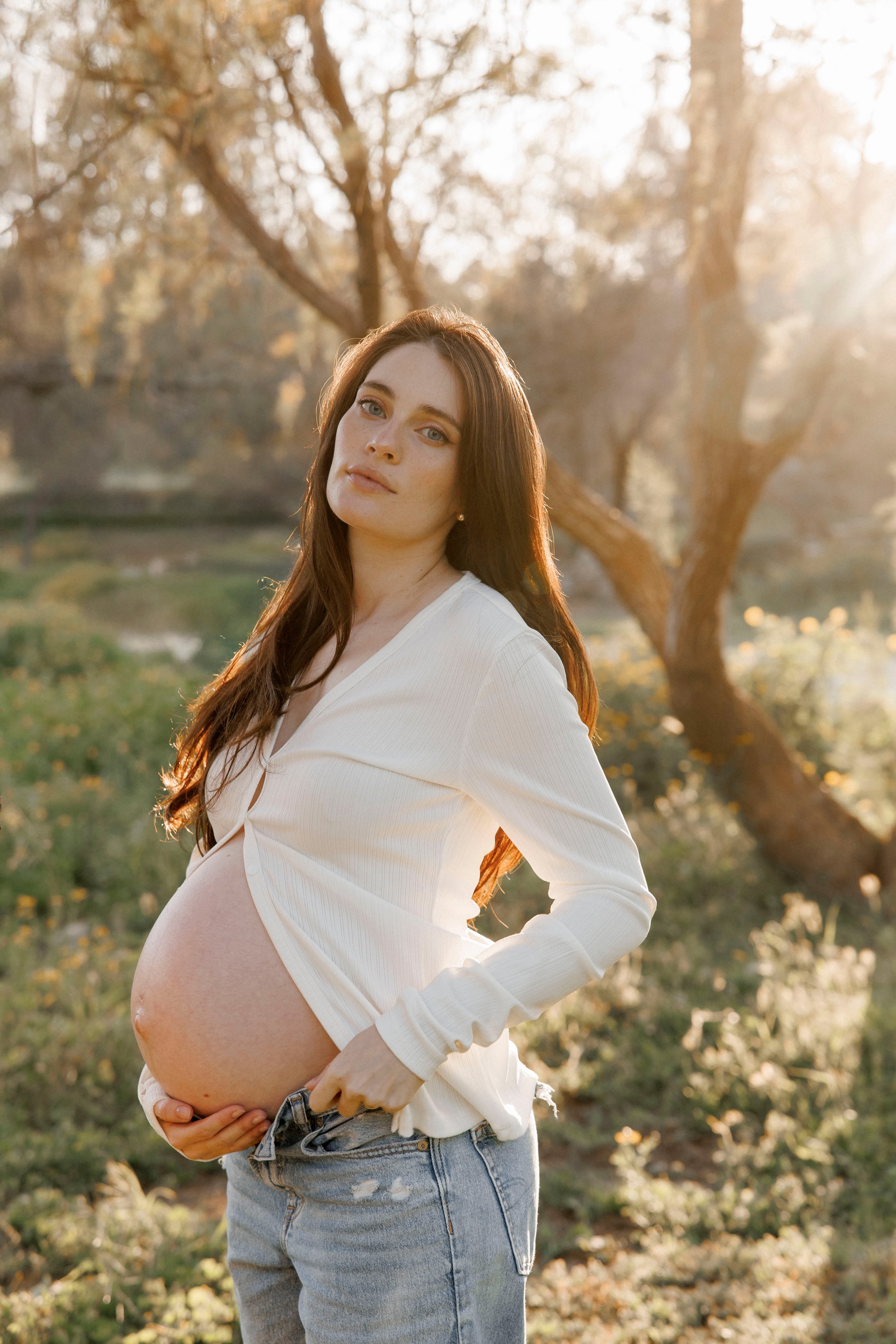 Pregnancy photoshoot (home/park/beach). Главная