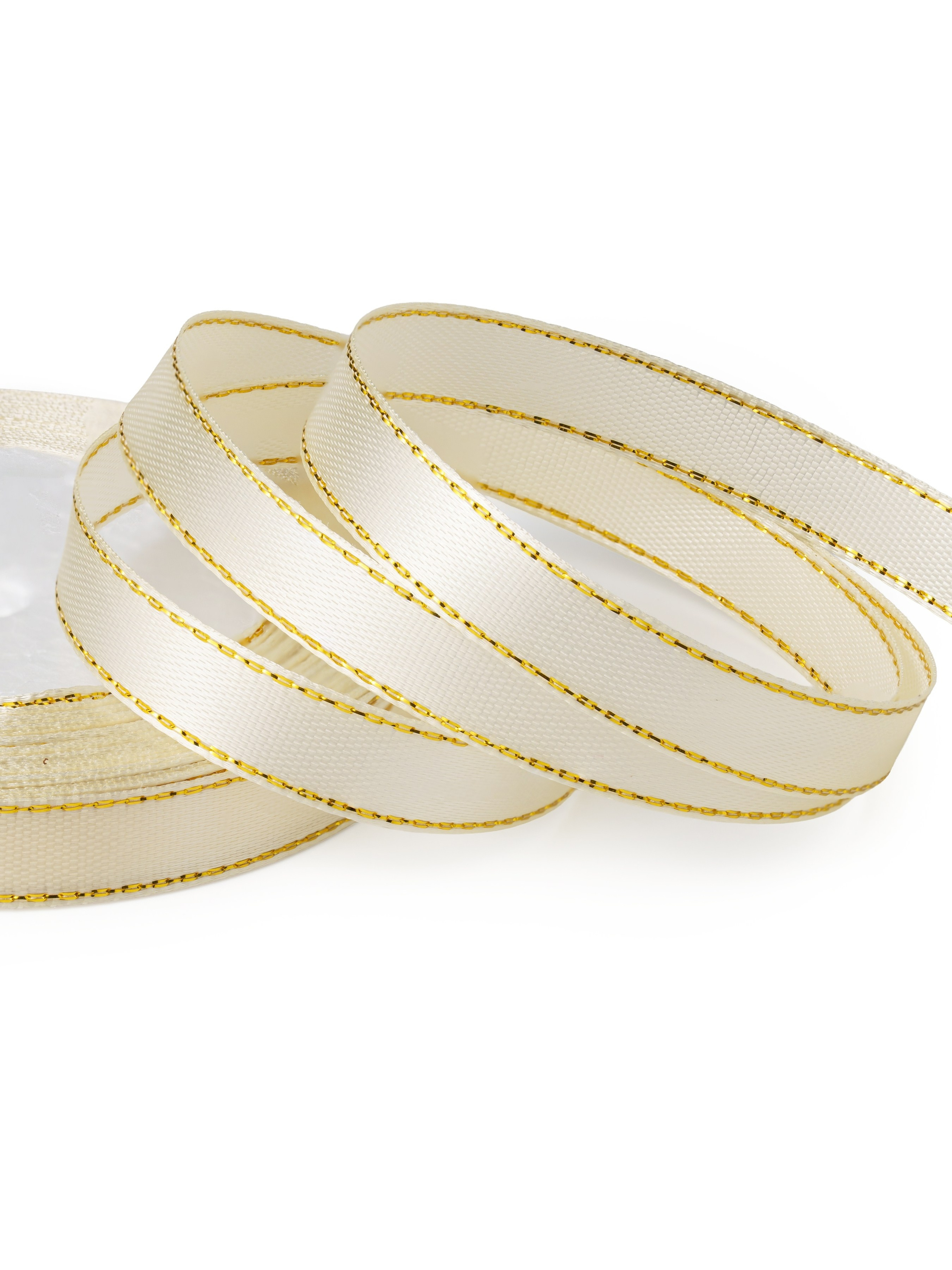 Каталожная съёмка товаров на белом фоне — фото и видео для брендов | KED Production. KED Production — продакшн из СПб. Создаём фото, видео и контент, который помогает брендам и селлерам продавать больше