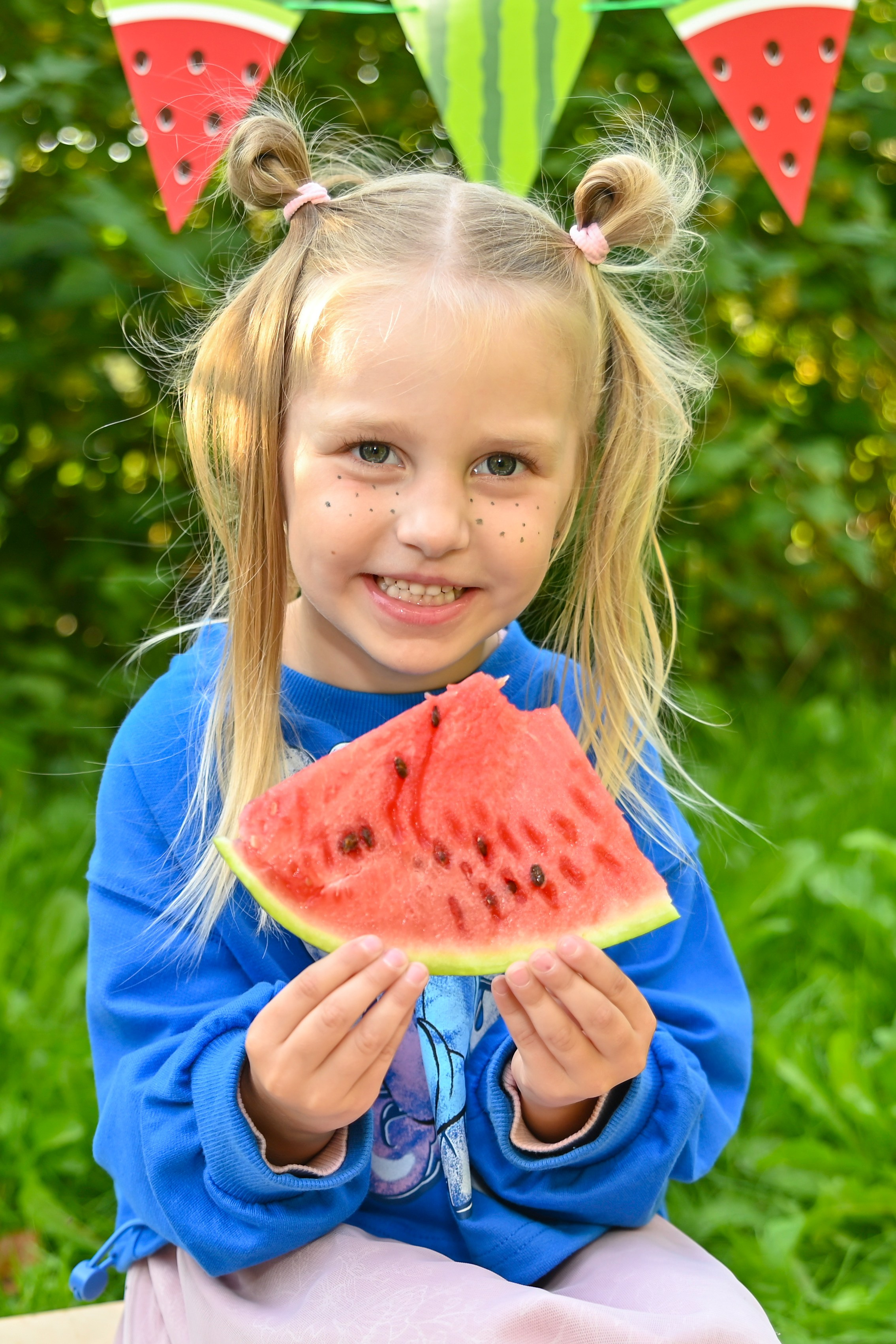 Арбузная вечеринка. Выпускные альбомы для детских садов Санкт-Петербург
