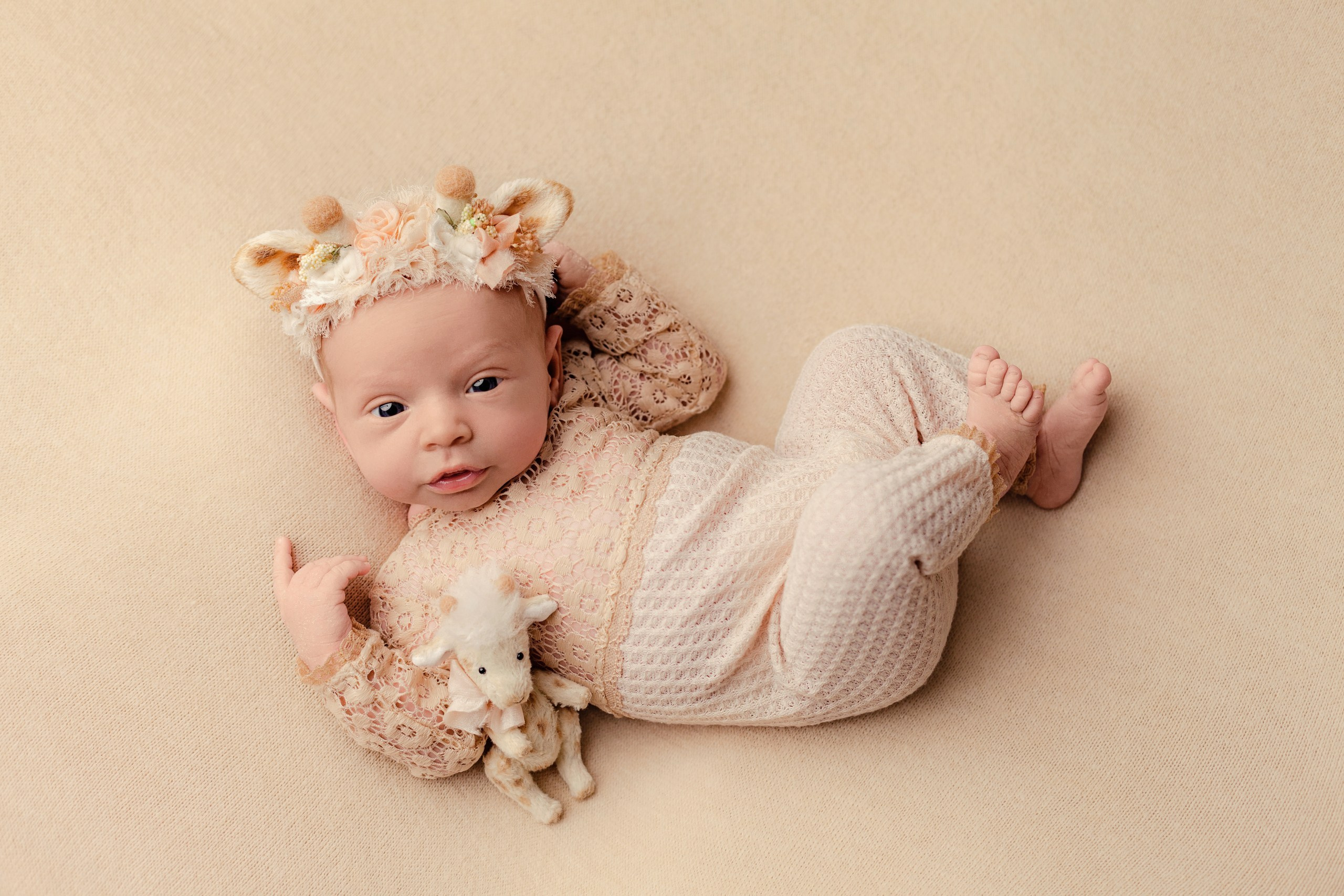 Мия, 8 дней. Фотограф новорожденных newborn ньюборн в Москве