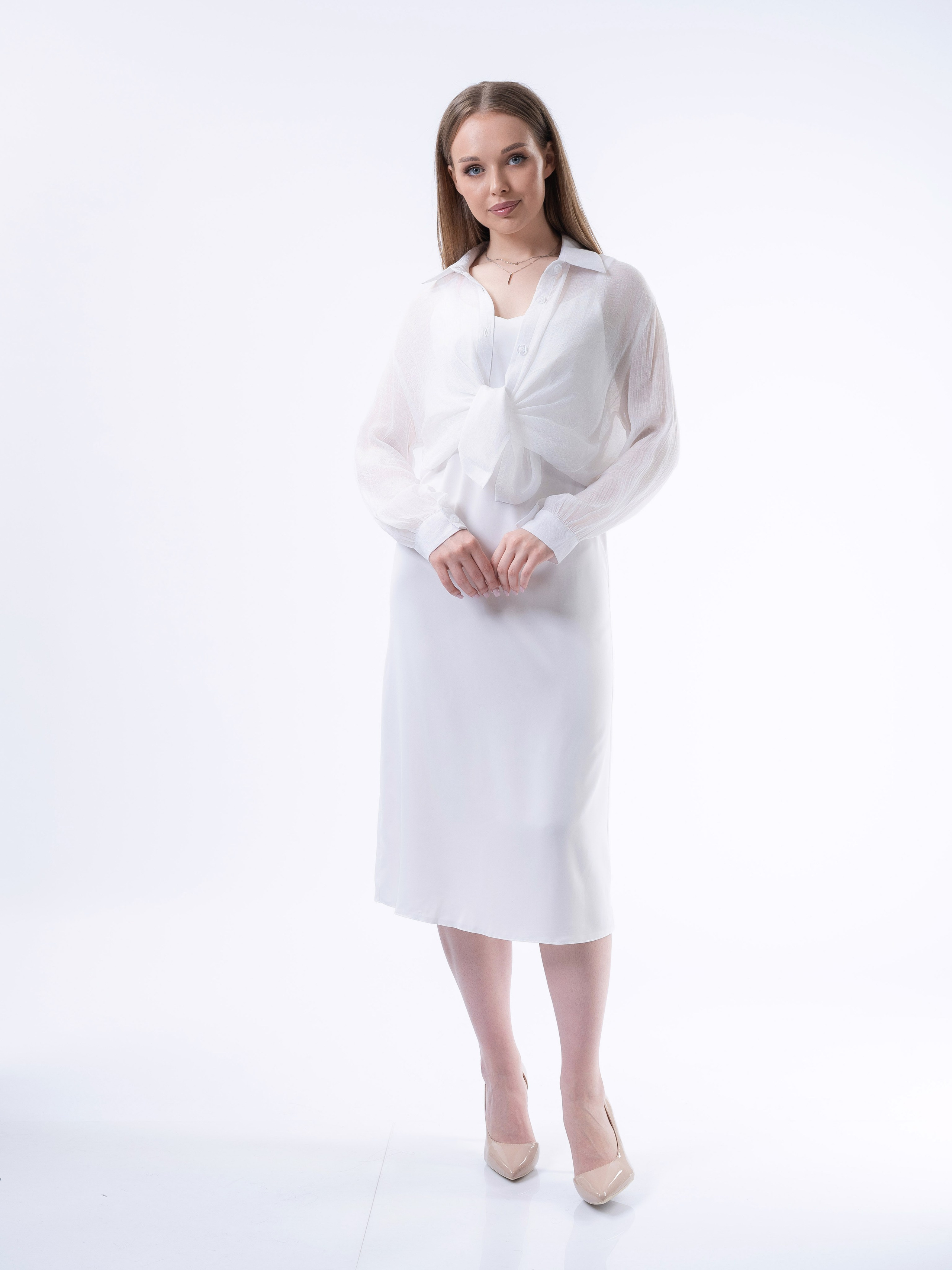 Каталог Девушки. Студия рекламной и предметной съемки товаров WELKO Studio