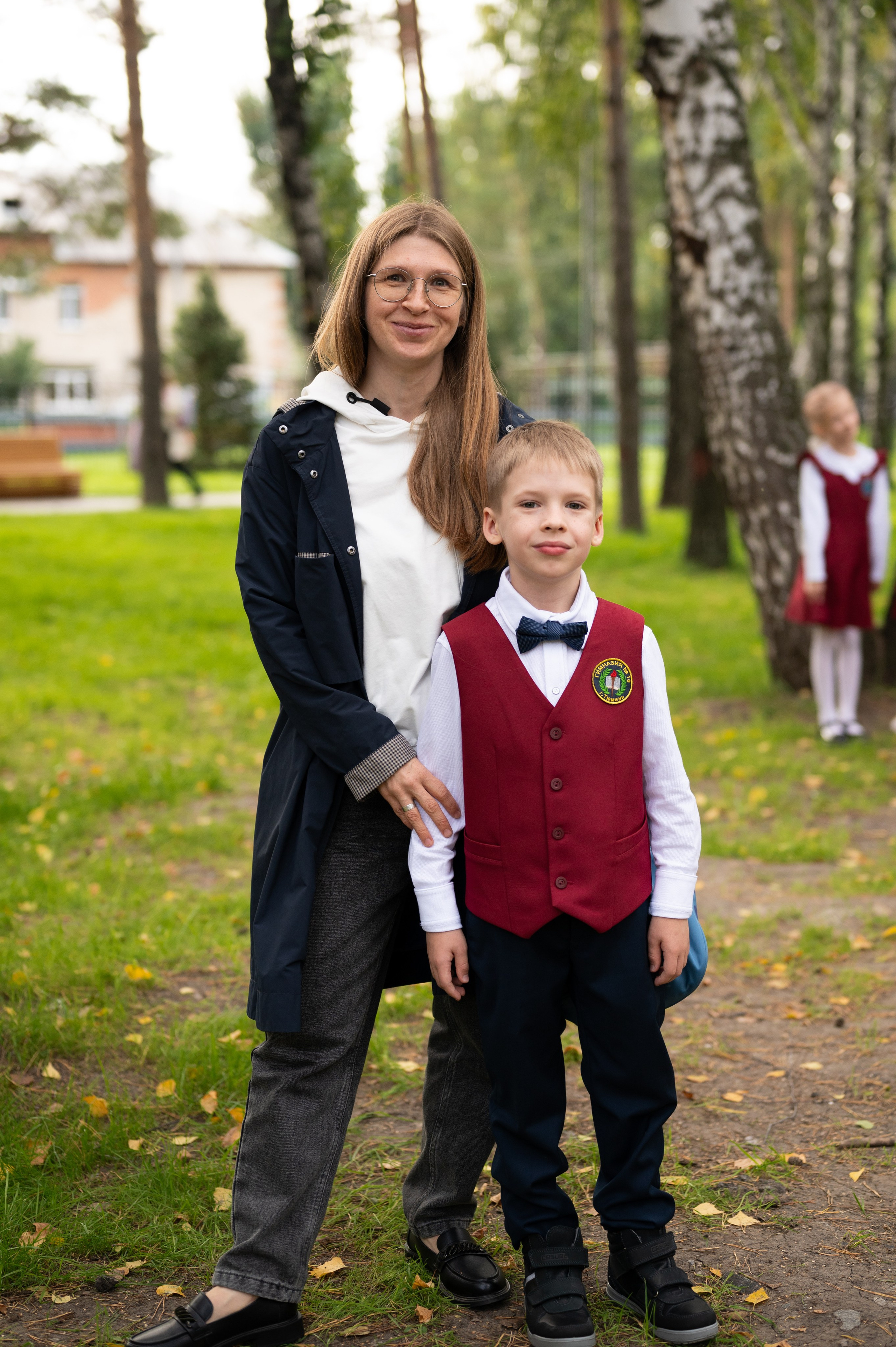 1 сентября 16 гимназия 2 класс (линейка + в классе+ на улице). Фотограф новорожденных, семейный детский в Тюмени Татьяна Морозова