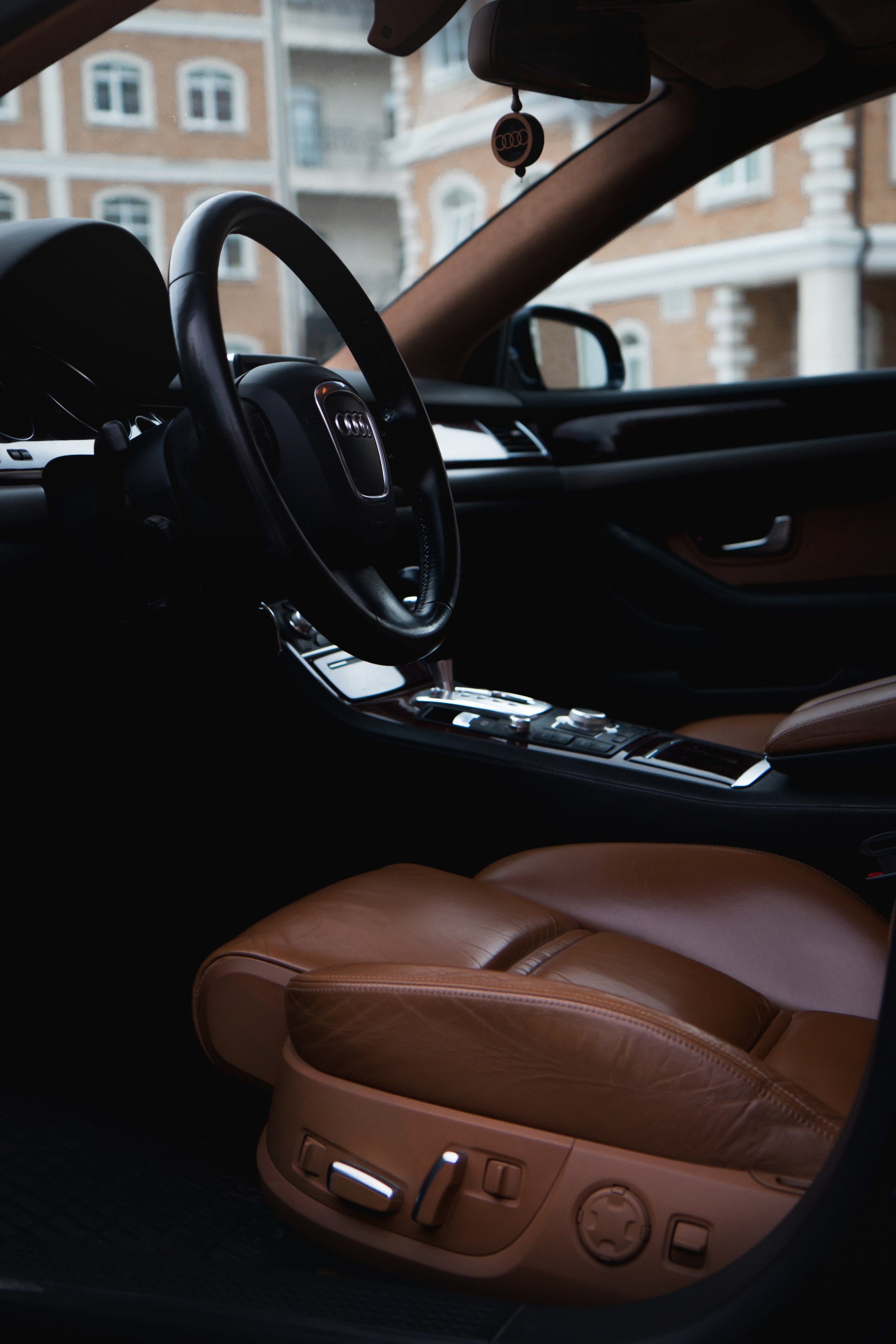 Audi A8. Автомобильный фотограф и видеограф в Новосибирске|Александра Косухина