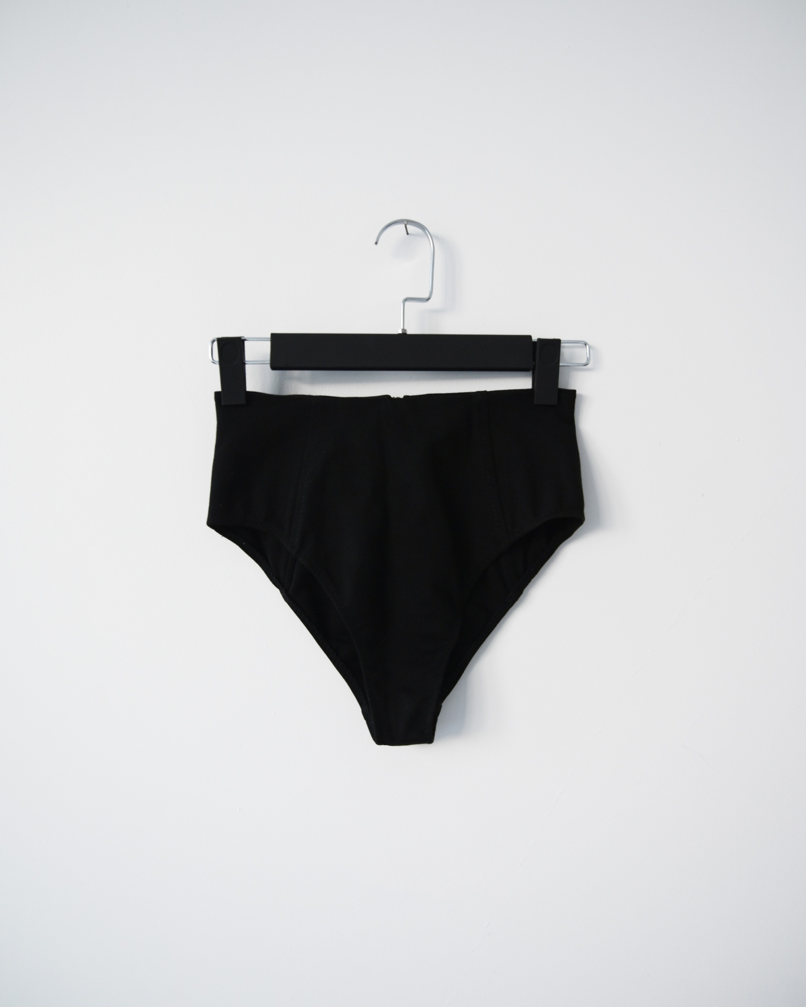 Плотные трусики с высокой талией (на свое белье) 500 руб/час | Залоговая стоимость - 1000 руб 