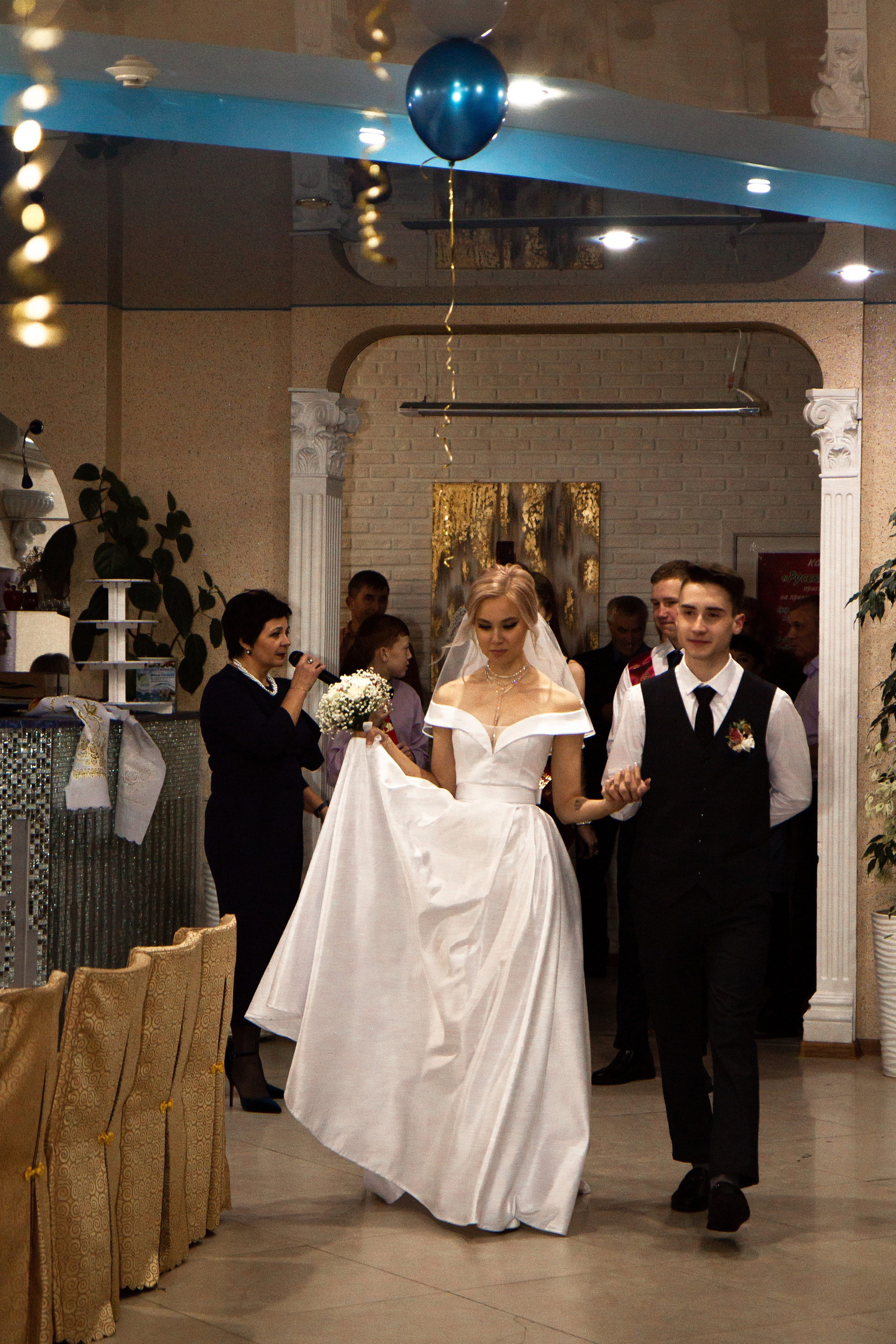 Свадебная фотосессия в Шелехове. Фотограф в Шелехове, лучшие выпускные альбомы в Шелехове