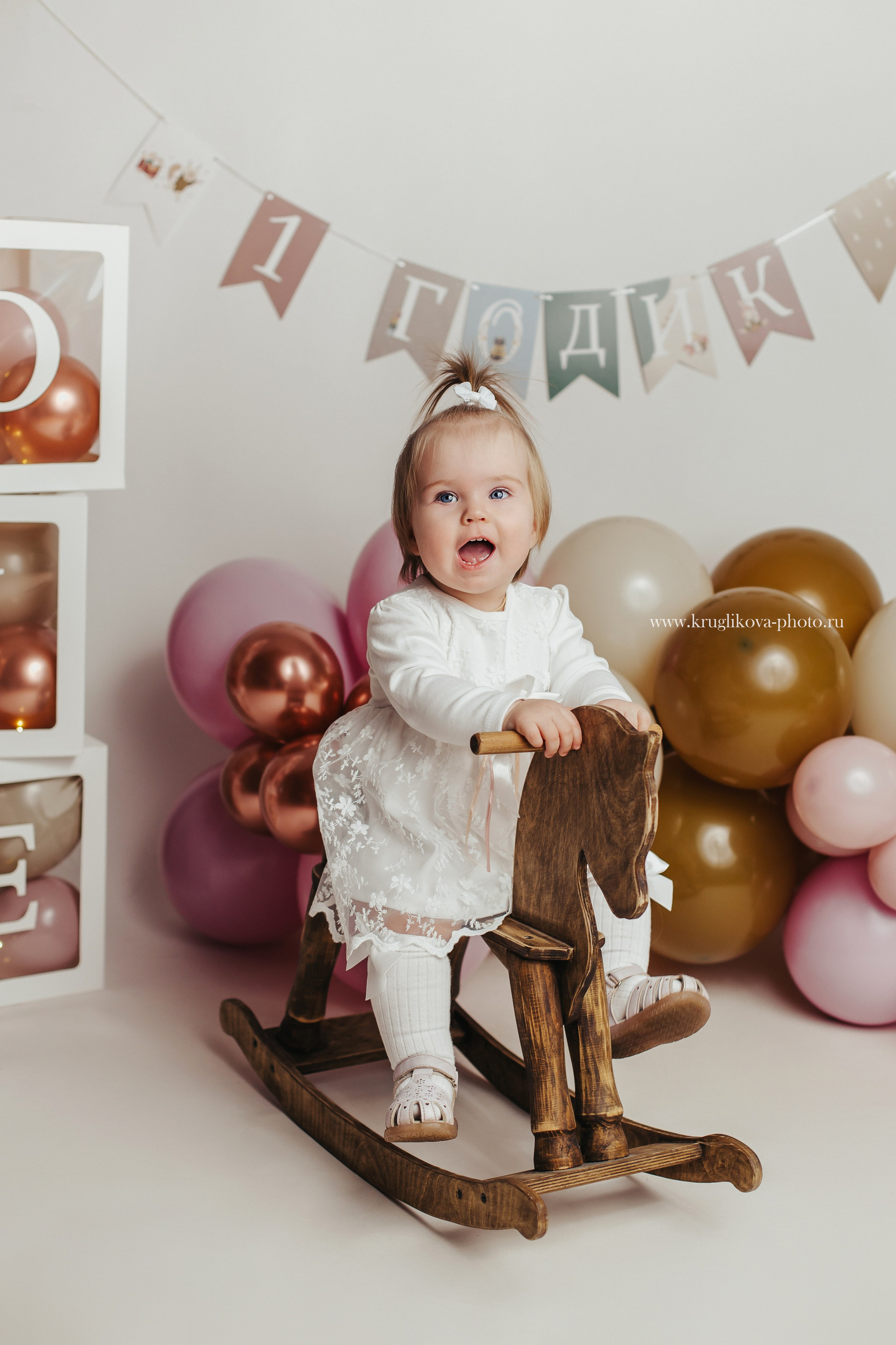 Машенька. Годик. Фотограф новорожденных и детский в Сергиевом Посаде Кругликова Юлия