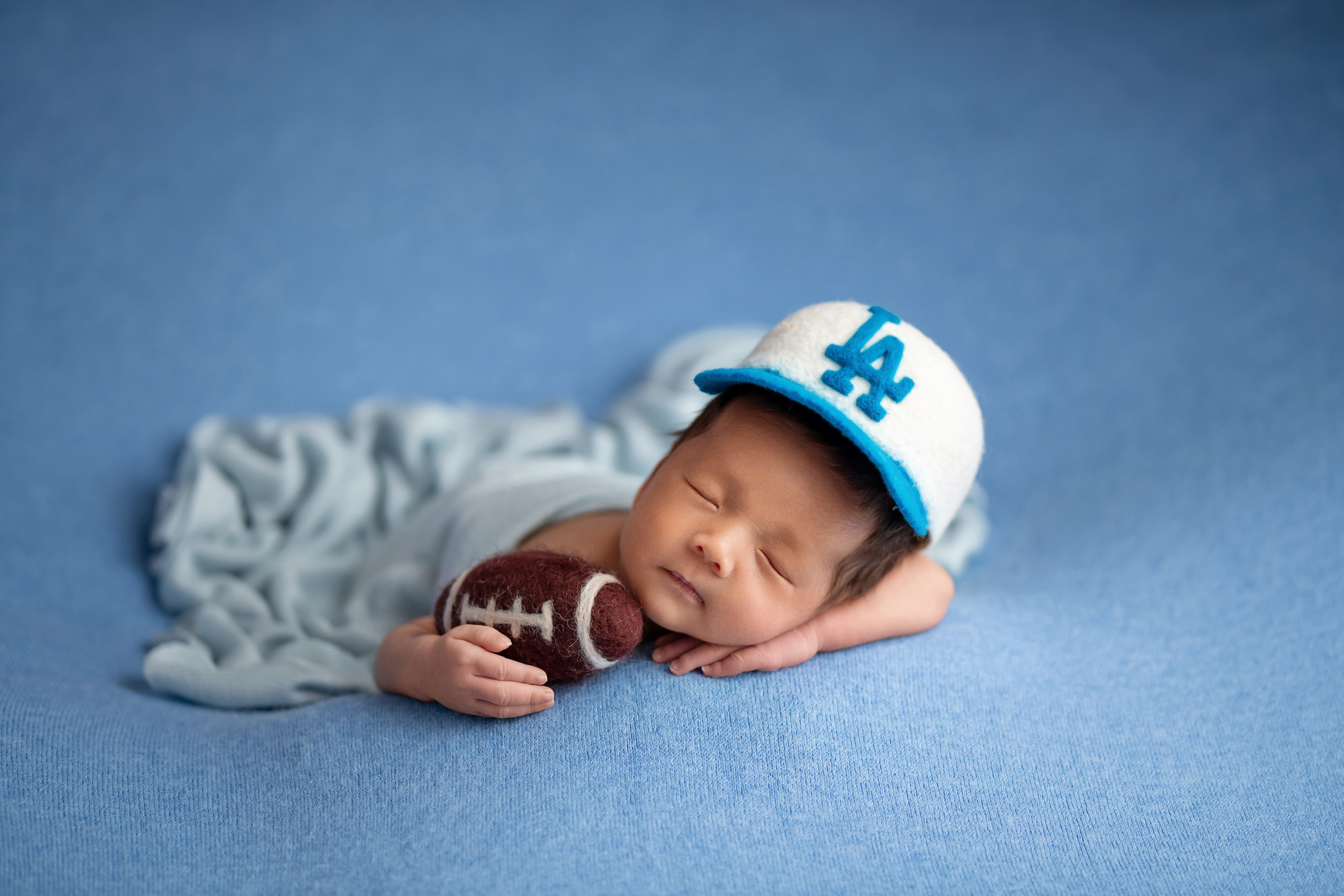 Newborn. Творческая команда Ульяшевы, свадебная и семейная фотография. Кахахста