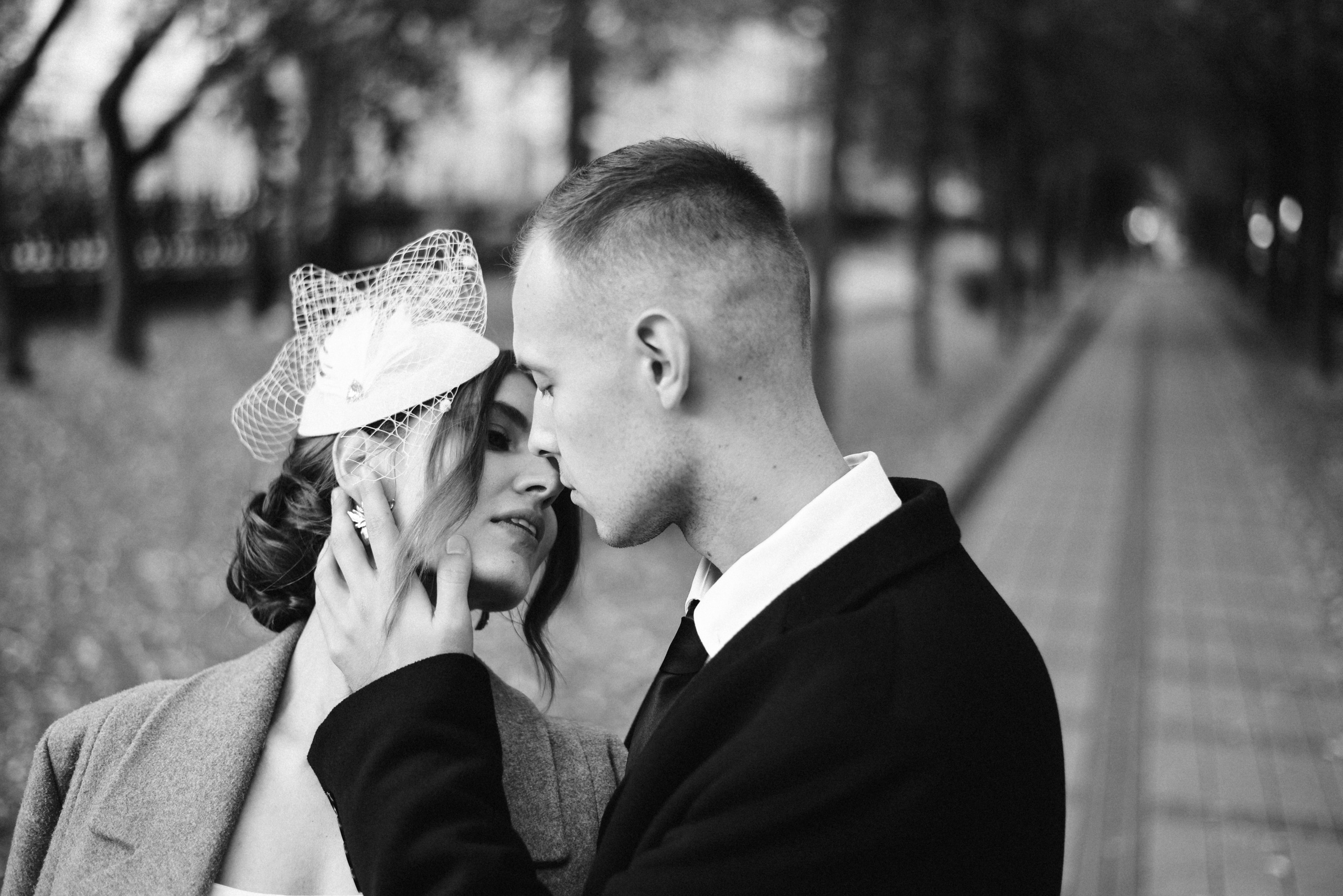 Егор и Виктория Грибоедовский ЗАГС и прогулка по городу. Фотограф Лола Волна, город Москва