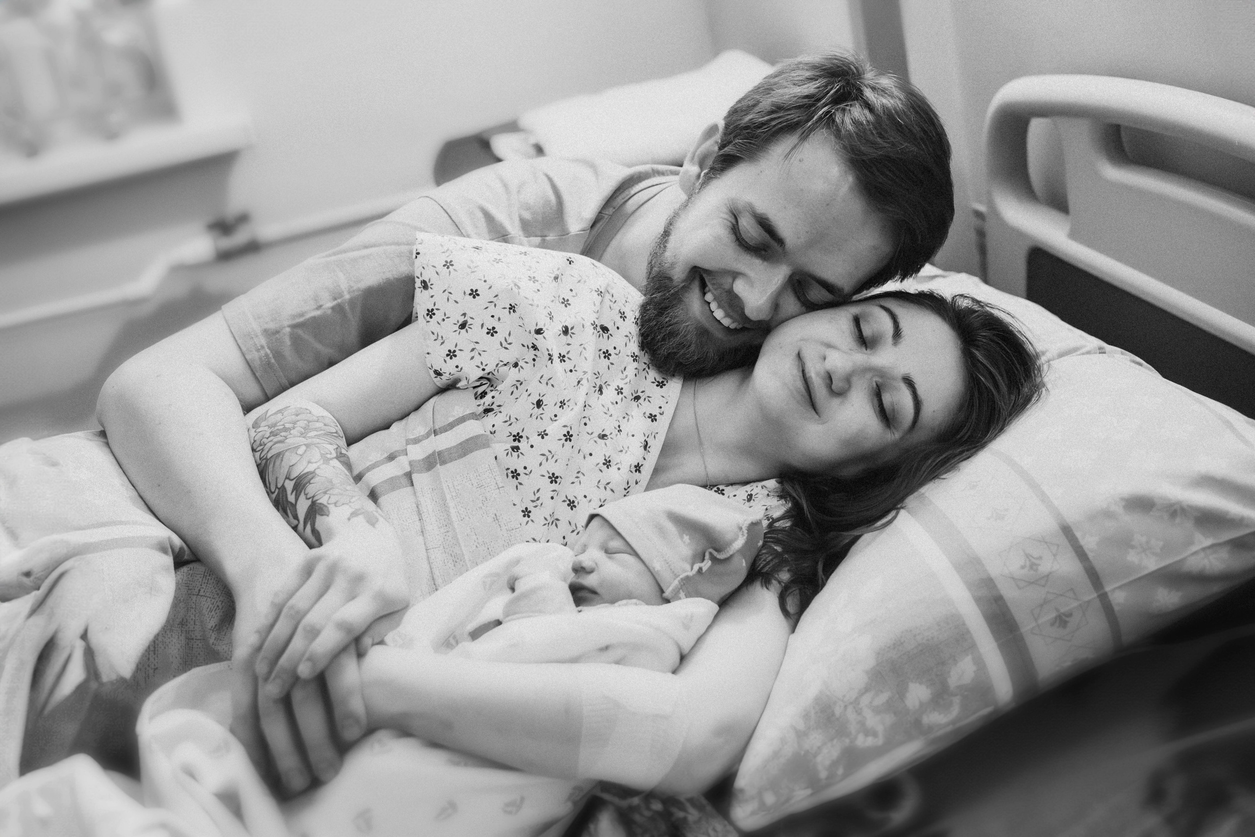 молодые родители 