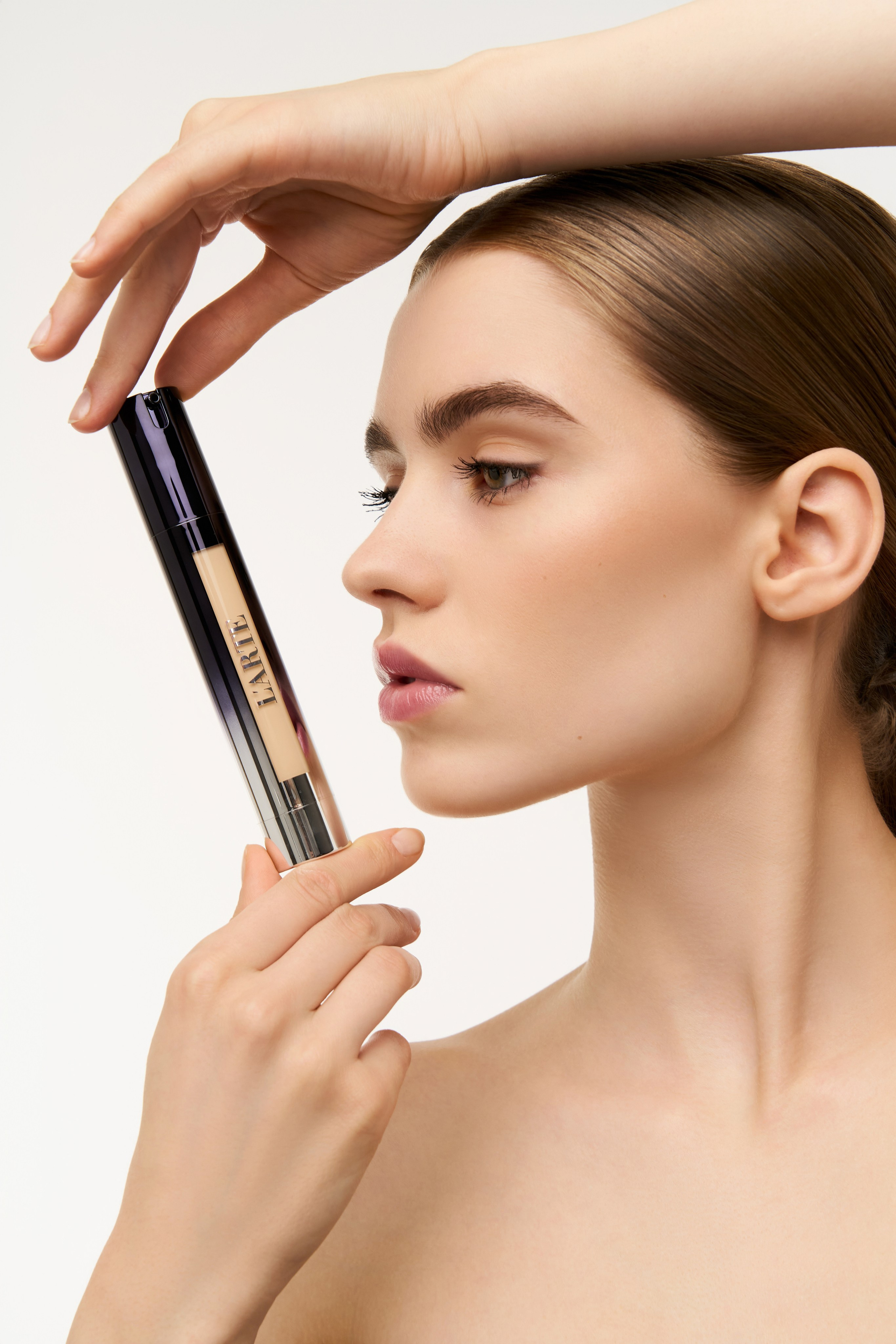 Бьюти. Фотограф для брендов одежды и маркетплейсов в Москве Рита Винтер