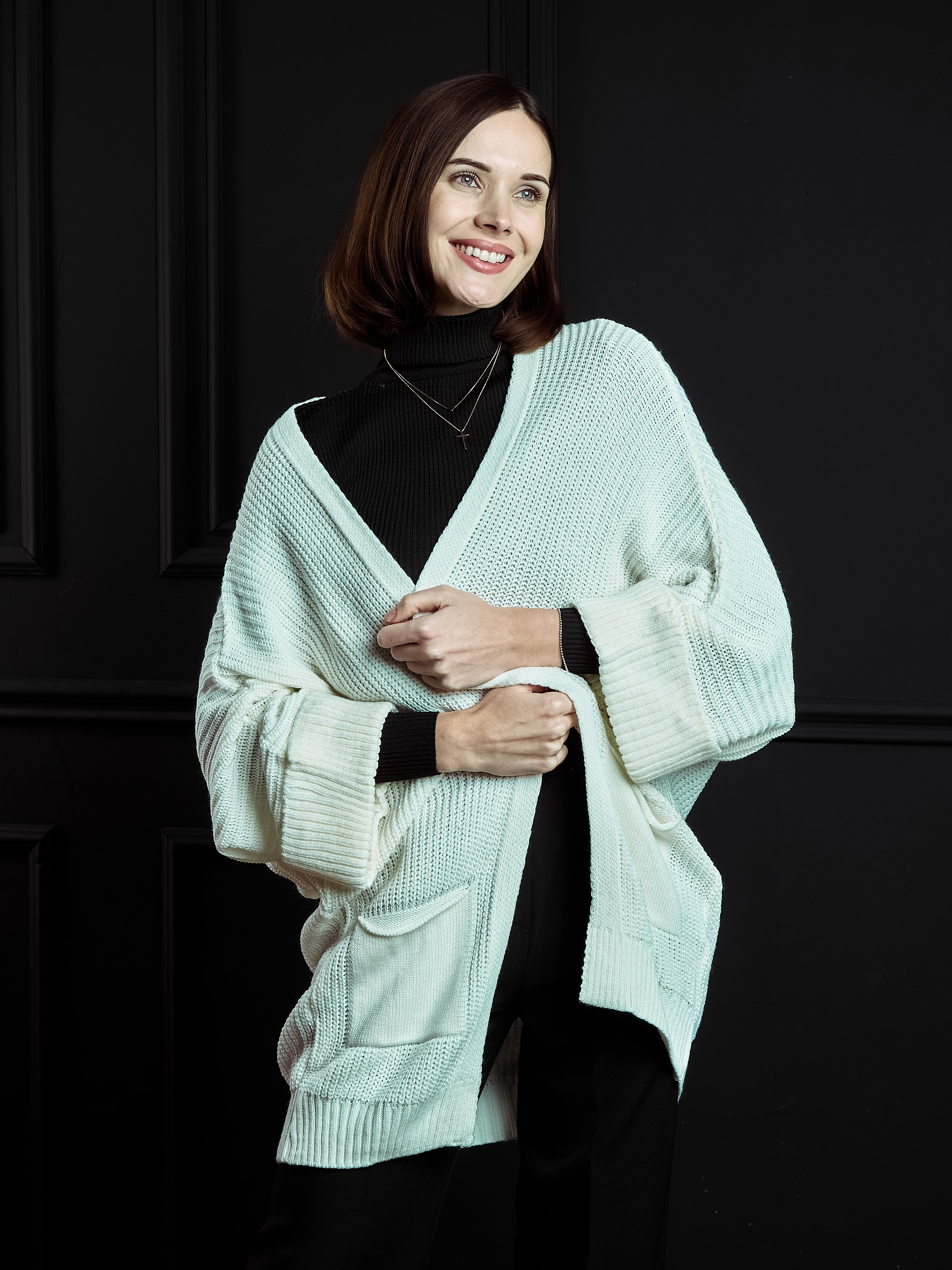 Модельная фотосъёмка кардиганов для Wildberries