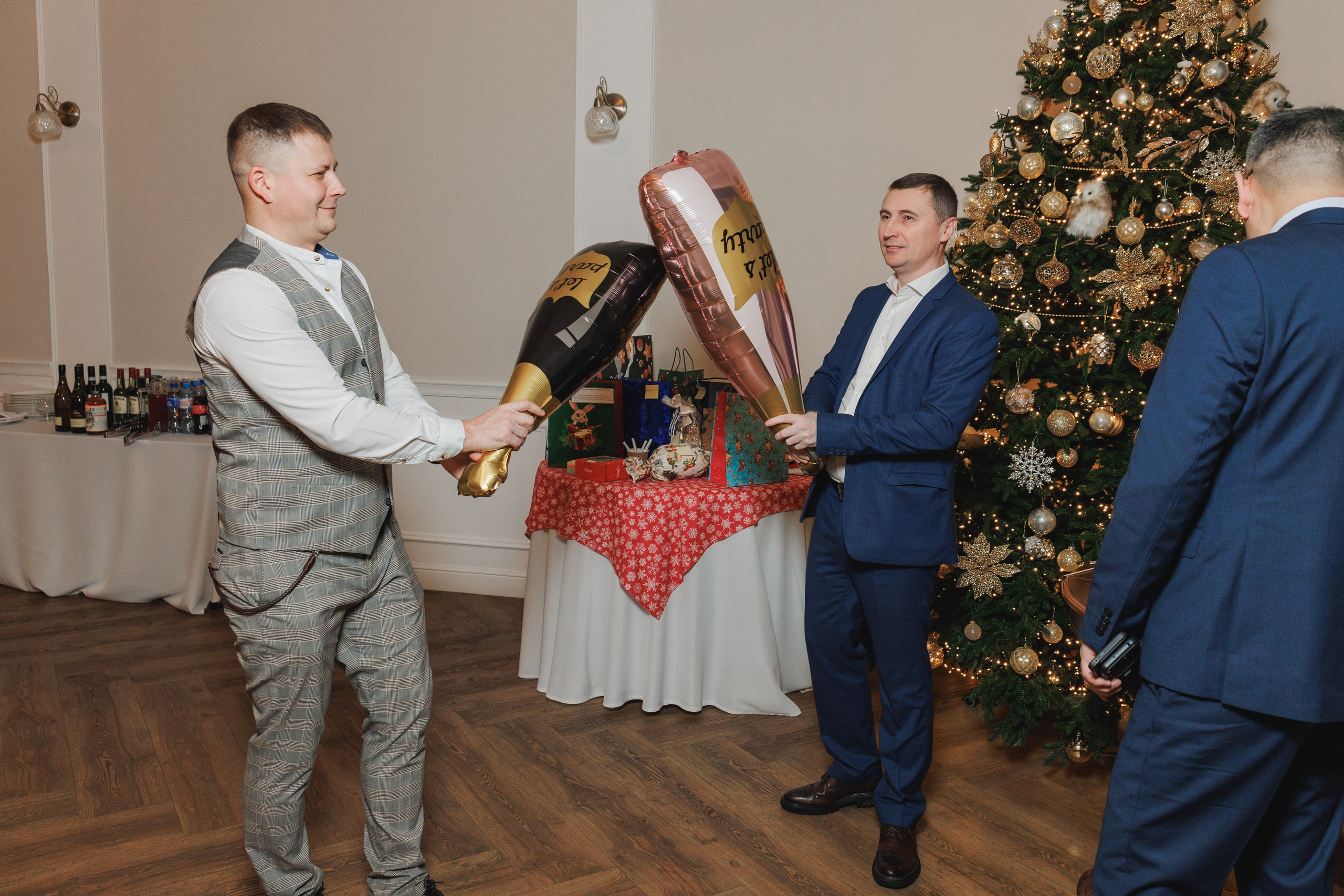 Новогодний корпоратив. Фотограф в Москве Дмитрий Емельянов