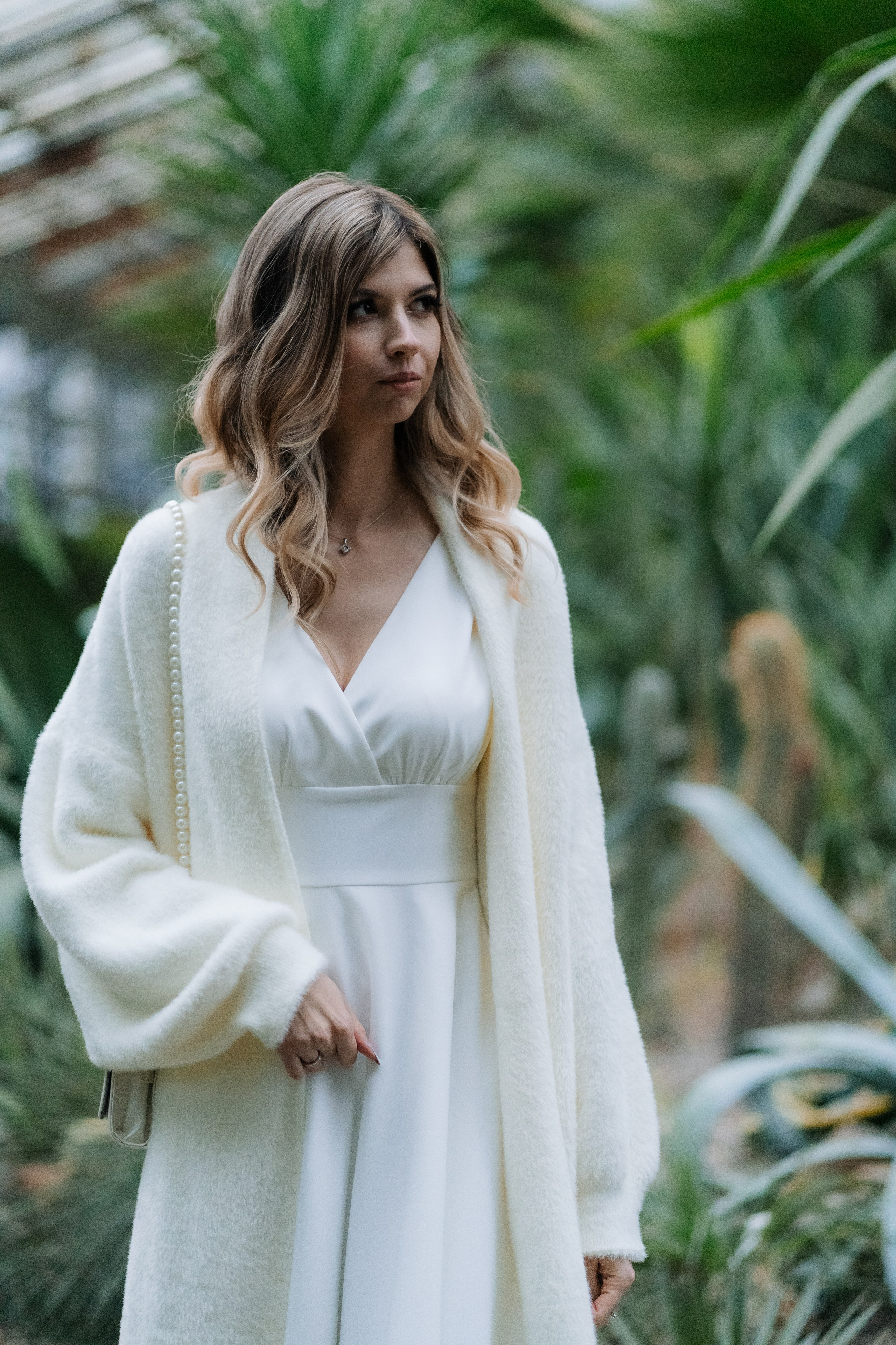 Свадебная фотосессия в оранжерее, Москва. Свадебный фотограф в Москве Анна Полушина