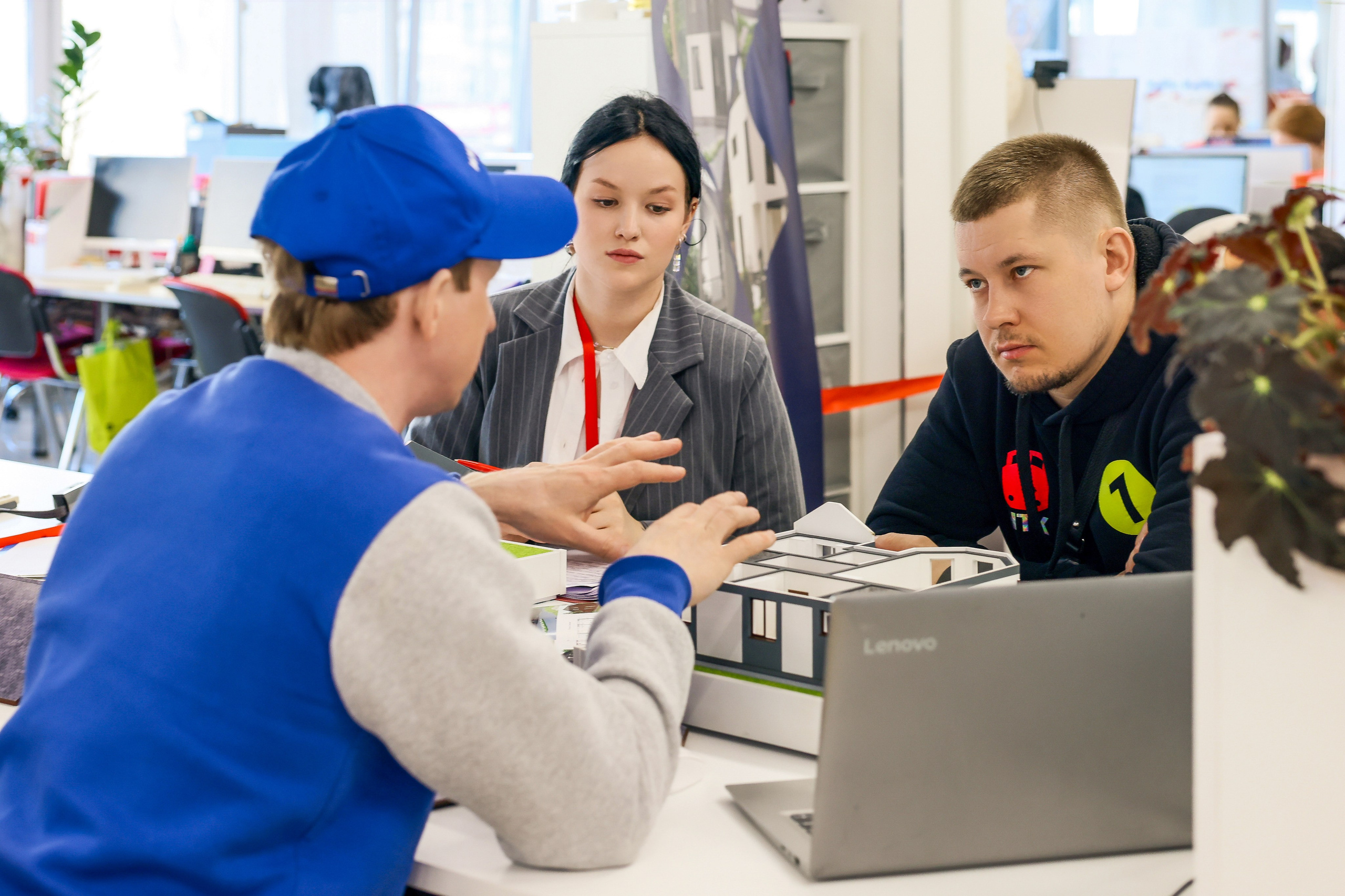 Распродажа недвижимости. Фотограф Виталий Хайлов, Екатеринбург