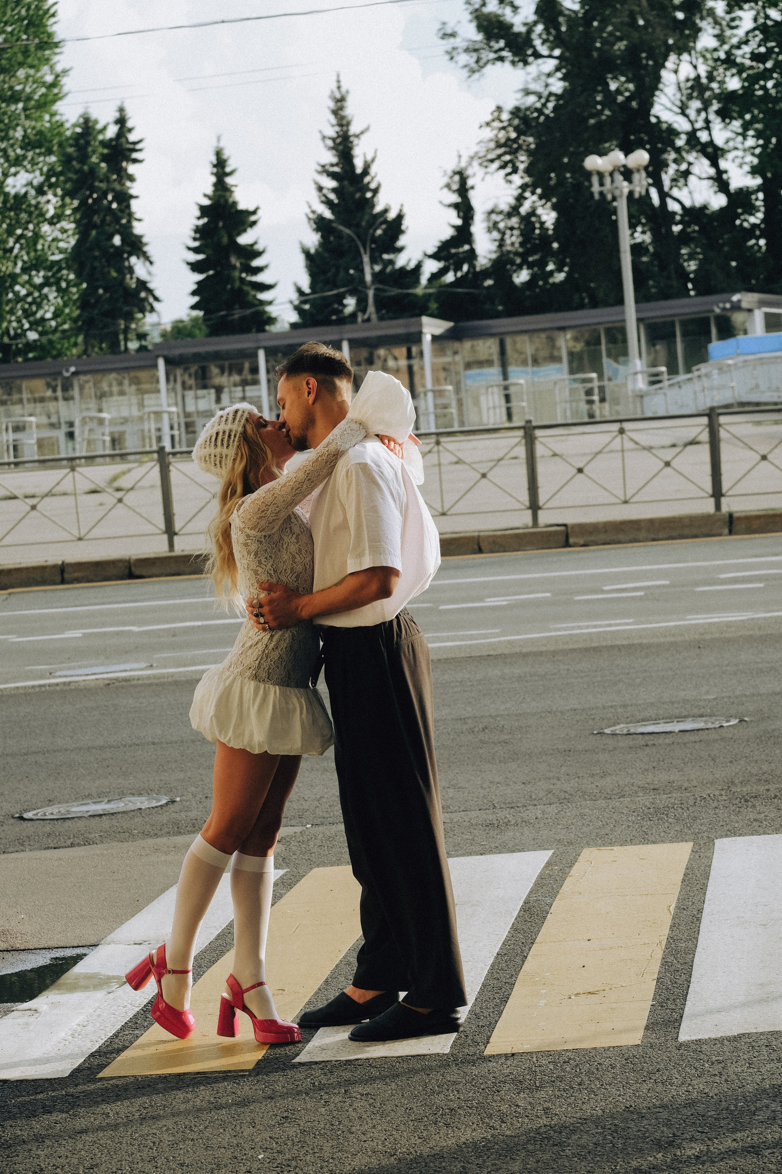 СВАДЕБНАЯ СЬЕМКА С КАБРИОЛЕТОМ В САНТК-ПЕТЕРБУРГЕ НА ПЕТРОГРАДКЕ В ОТЕЛЕ ПАНОРАМИКА. Профессиональный фотограф, Санкт-Петербург — Виктория Богомолова