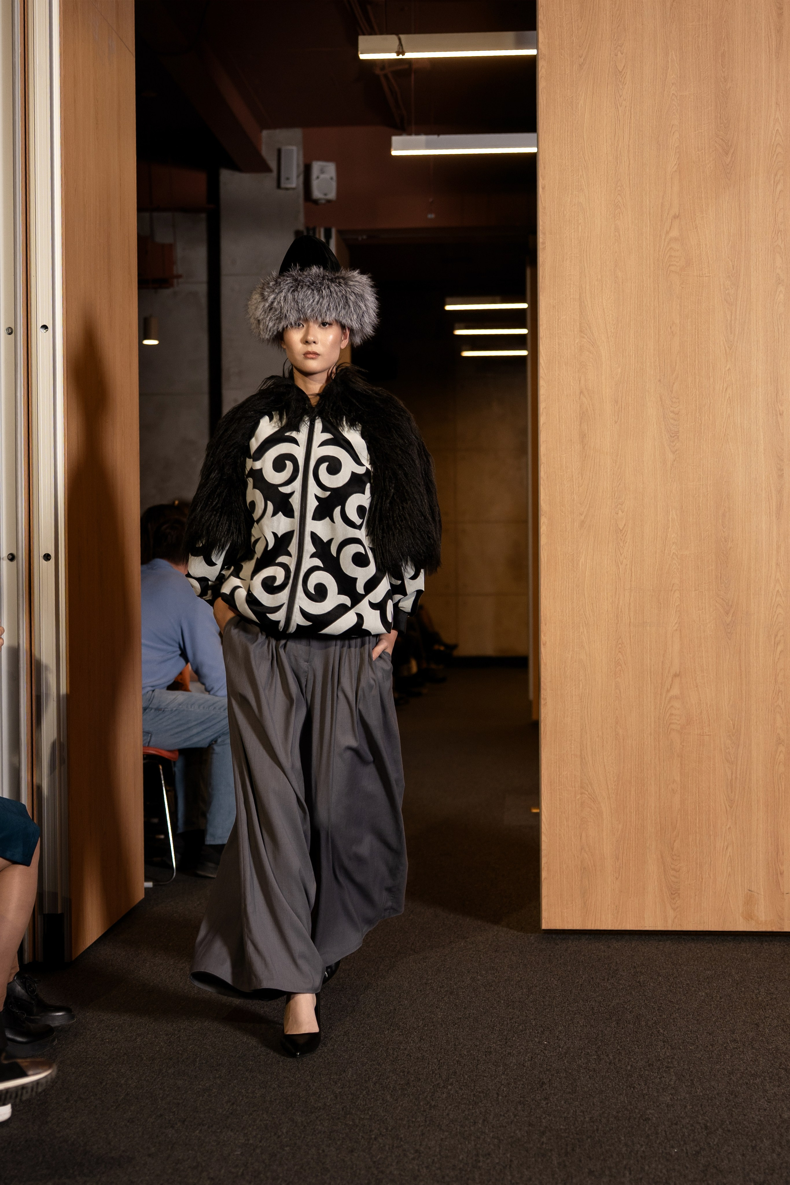 Brand Gulnur Atelier. Сайт Алматинского НЮ АРТ, будуар и фэшн фотографа Дениса Карпенко