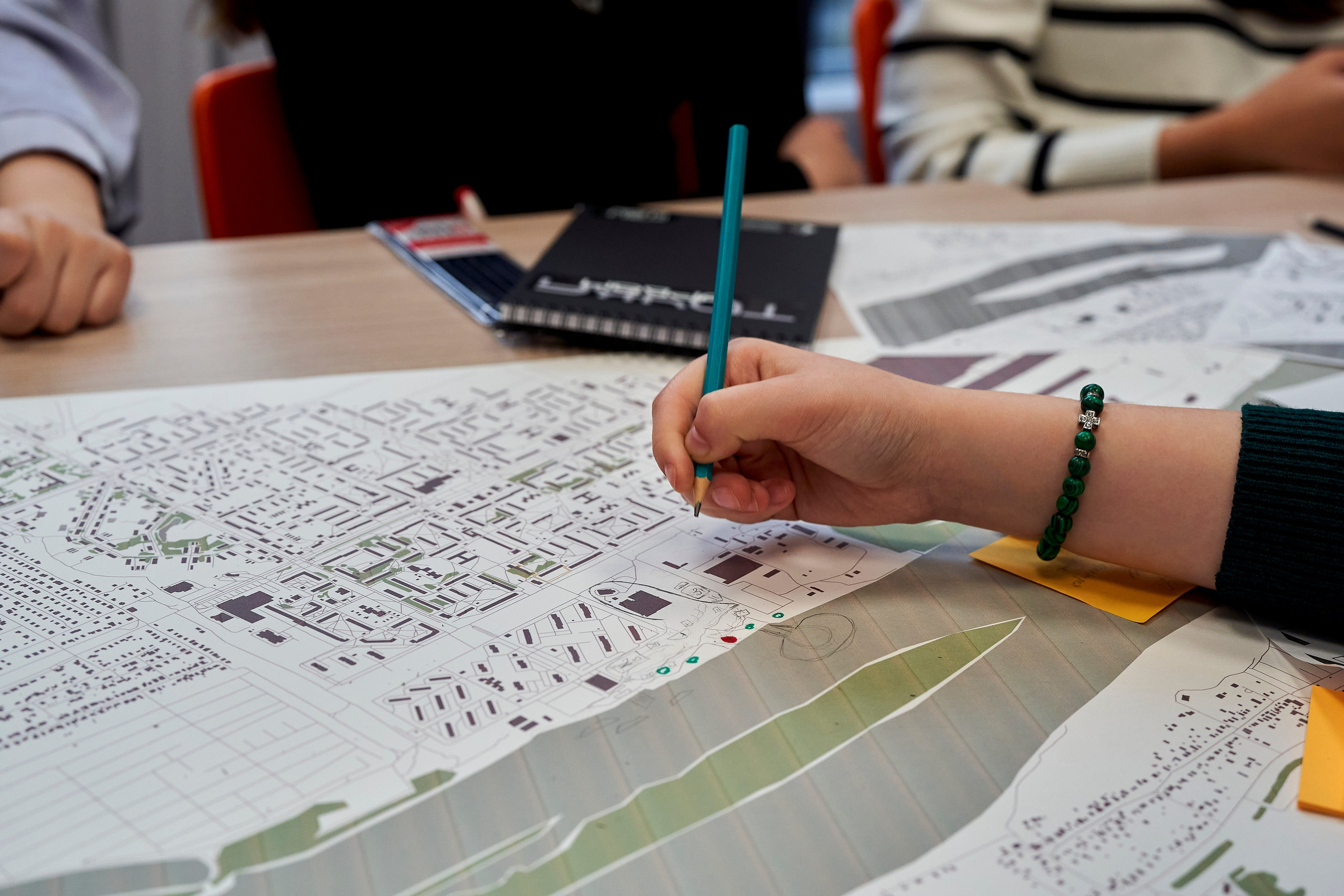 Городская экспедиция «Взрослый взгляд на Нижний» (Эн+ & Точка Урбан). Репортажный фотограф Вилянов Евгений. Нижний Новгород