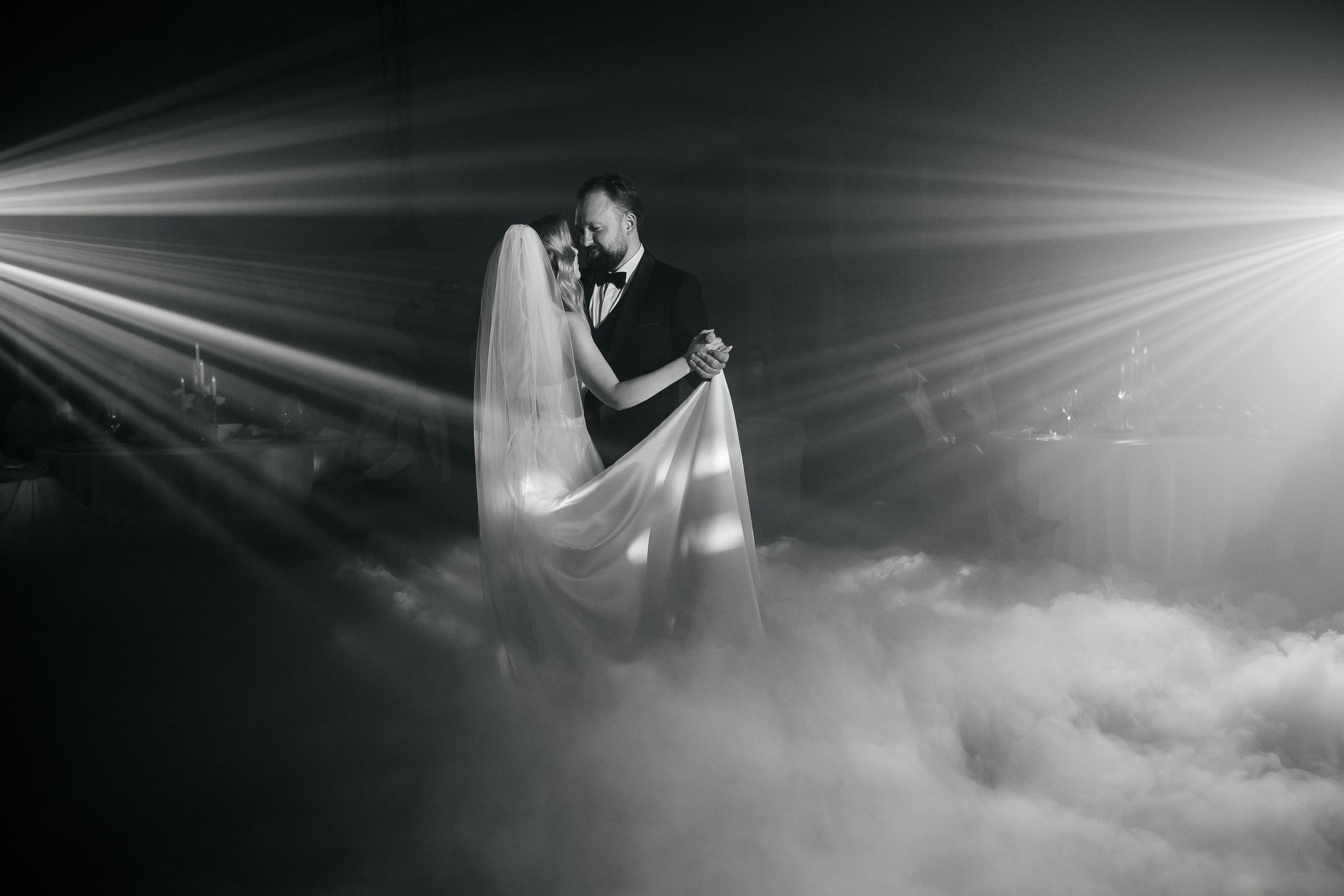 Илья и Инна 2025 Небо. Свадебный и портретный фотограф Алина Иванова. Екатеринбург-Москва