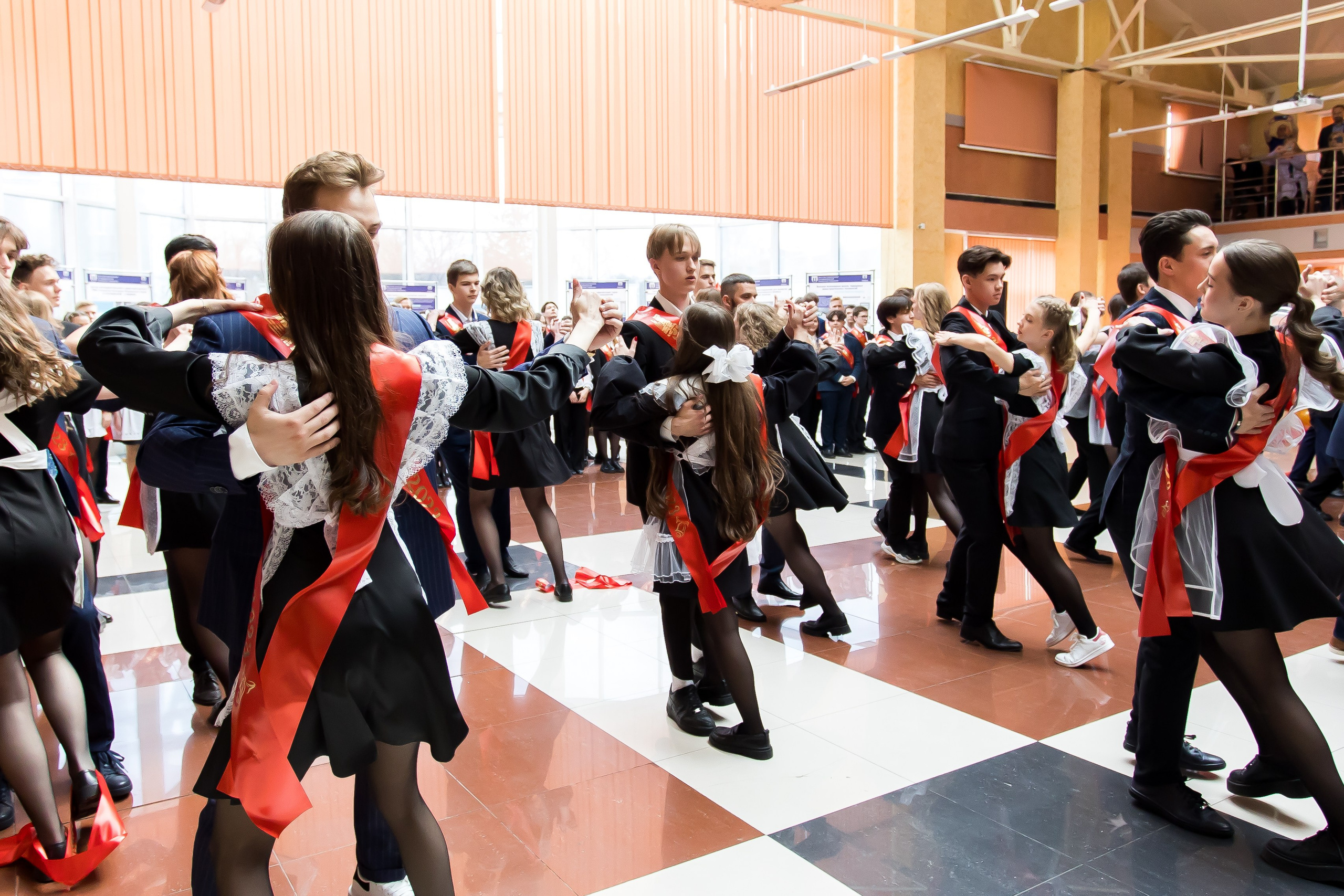 Последний звонок. Фотограф в Иркутске