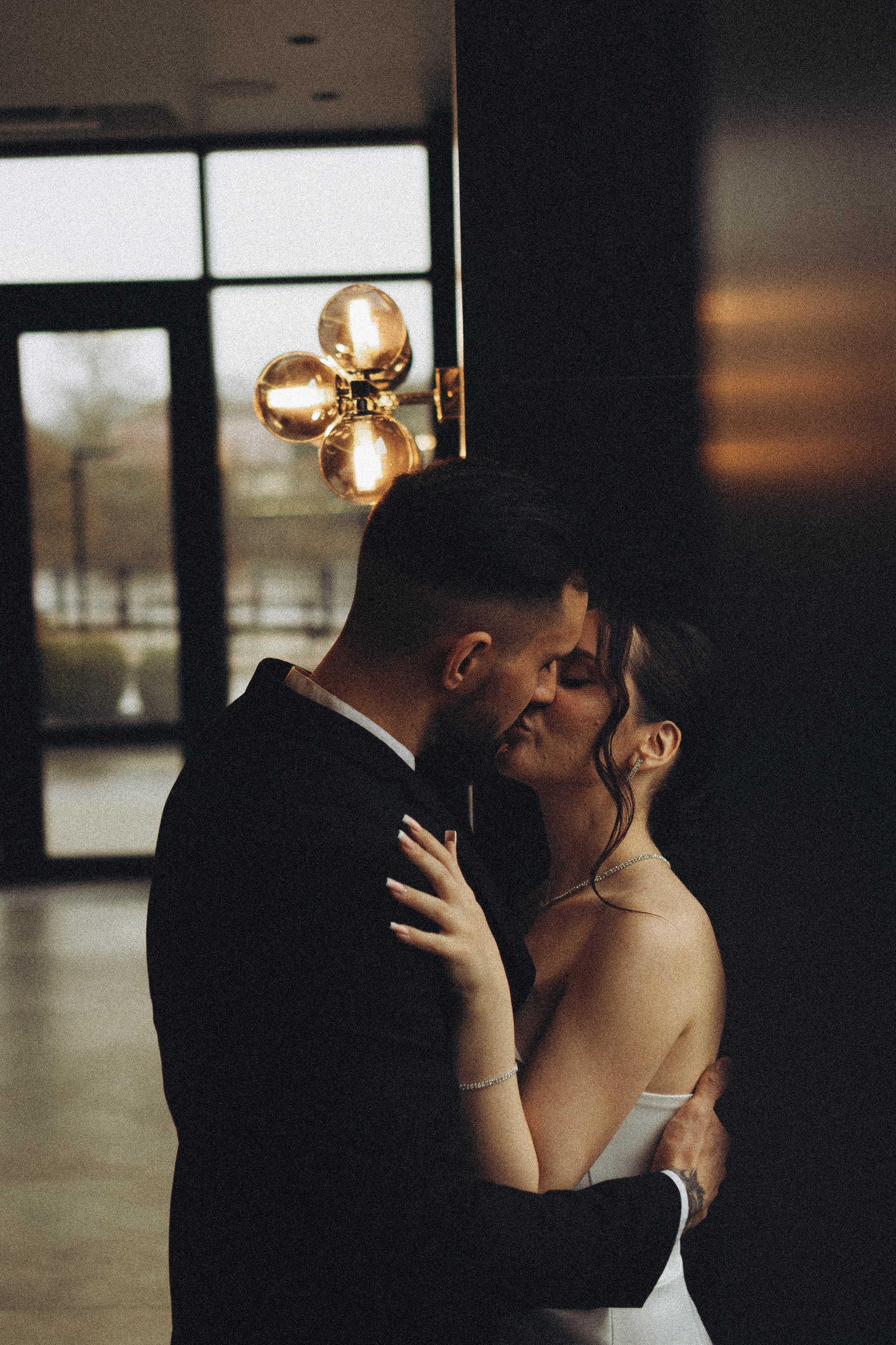 СВАДЕБНАЯ СЬЕМКА СБОРОВ ЖЕНИХА И НЕВЕСТЫ В ОТЕЛЕ И ТАКЖЕ ФОТОСЕССИИЯ В ОТЕЛЕЕ МЕГАПОЛИС БРЯНСК. Профессиональный фотограф, Санкт-Петербург — Виктория Богомолова