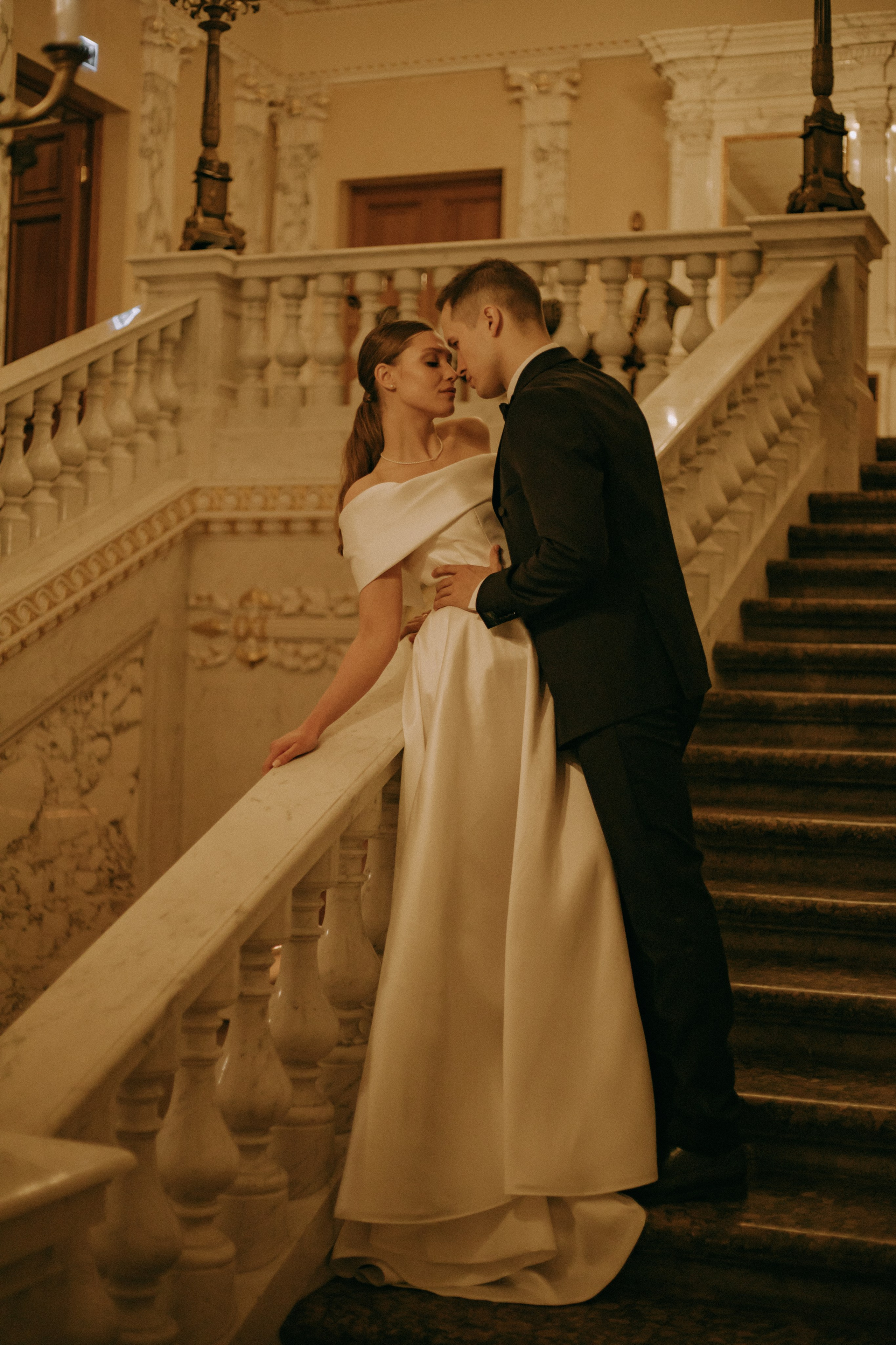 Роман и Валерия. Главная