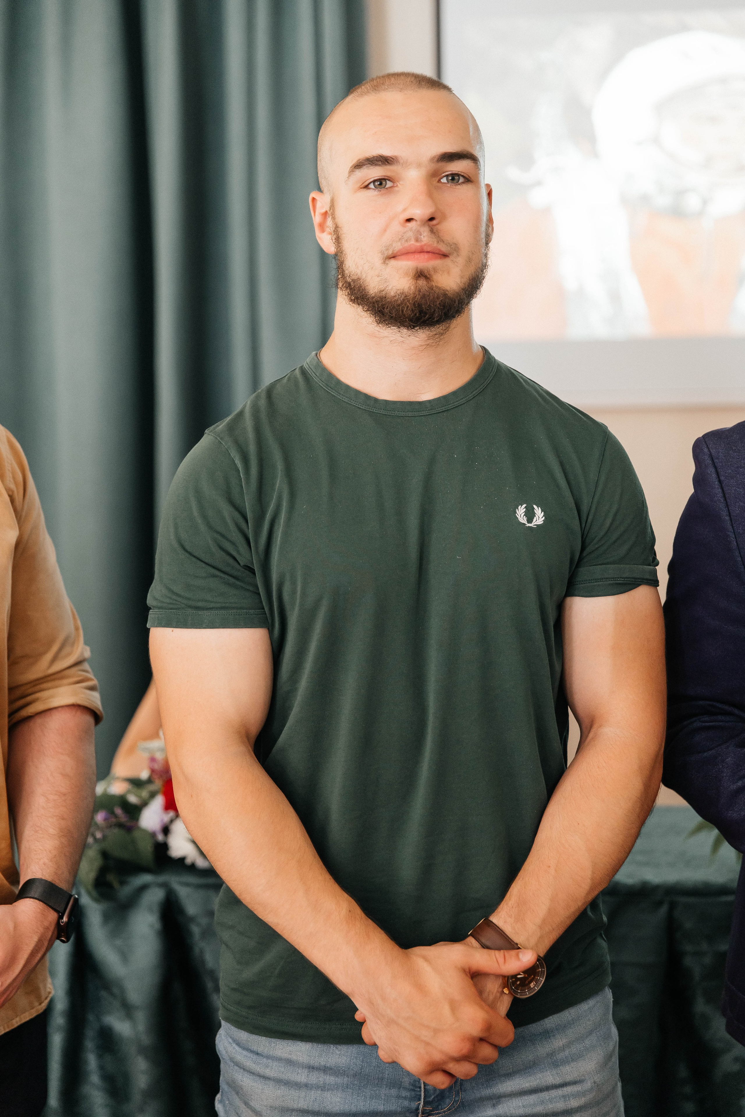 Гимназия Пеленг. _Carpe diem_