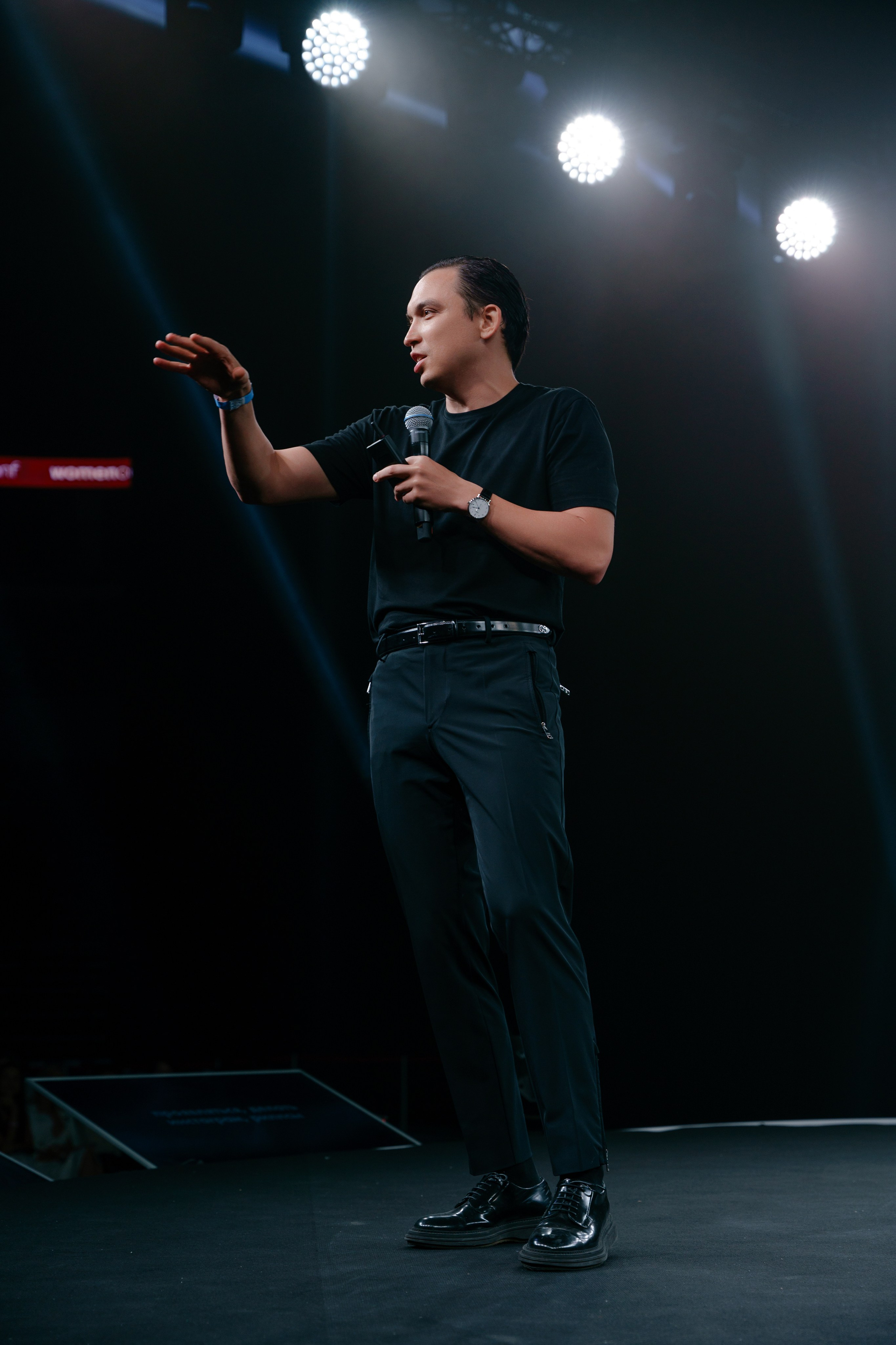 Фотограф на самую масштабную женскую конференцию в России WomenConf. Репортажный фотограф Москва Сергей Дружинин