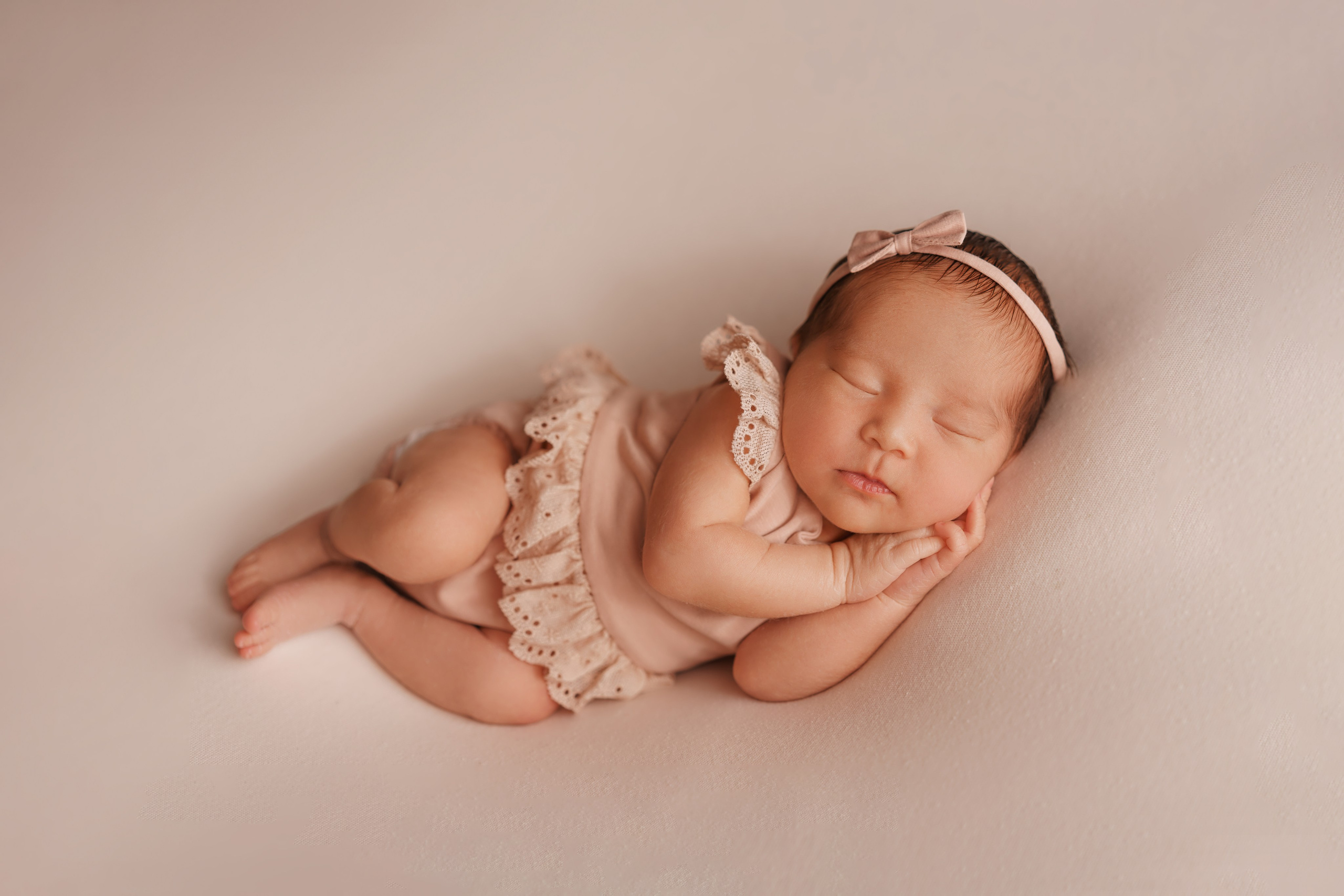 Новорожденные. Фотограф Александра Василькова