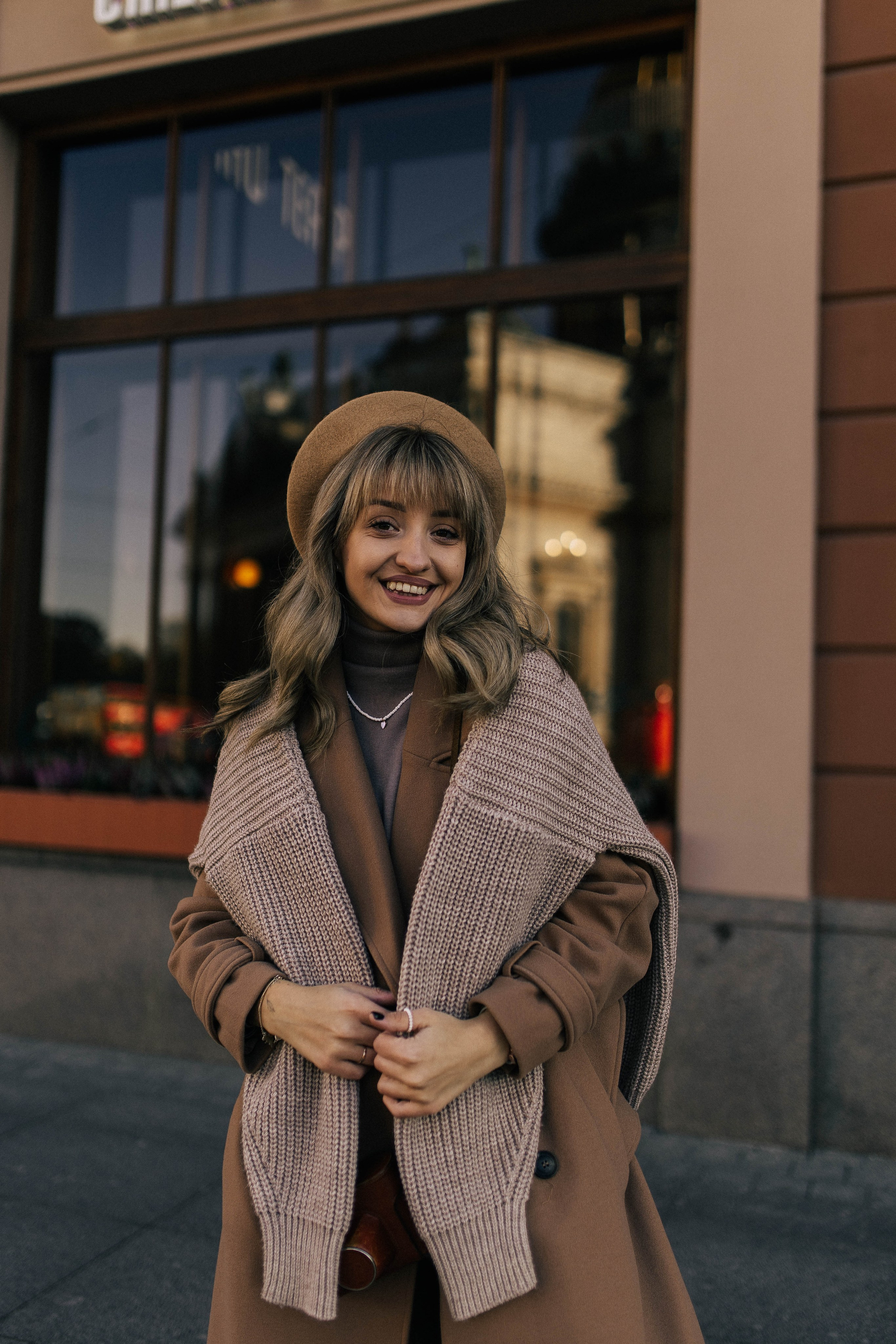 Оленька Гладченко. Главная