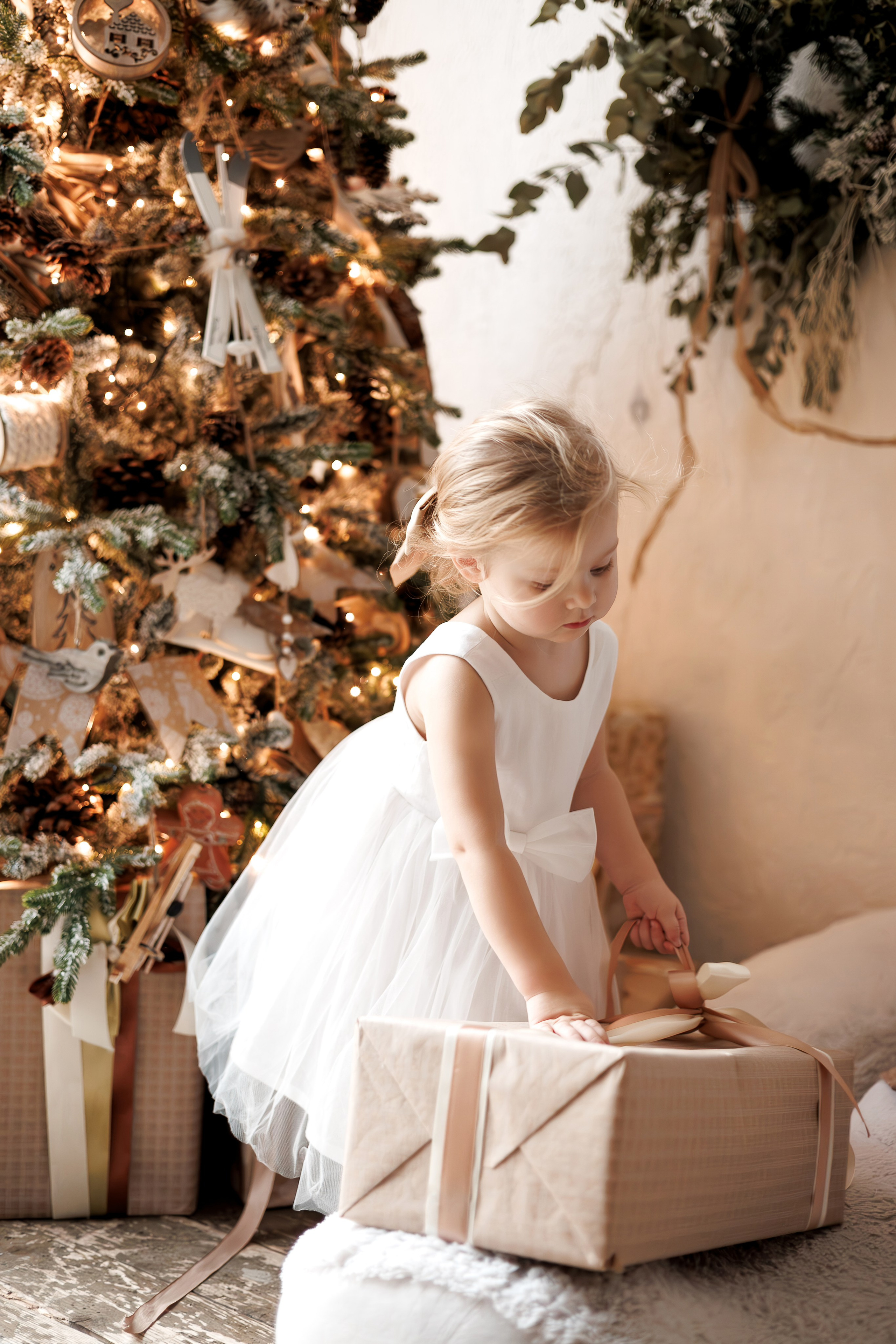 Новогодняя семейная фотосессия в студии FAMOUS (на Павелецкой). Свадебный и семейный фотограф в Москве и МО Елена Агапова