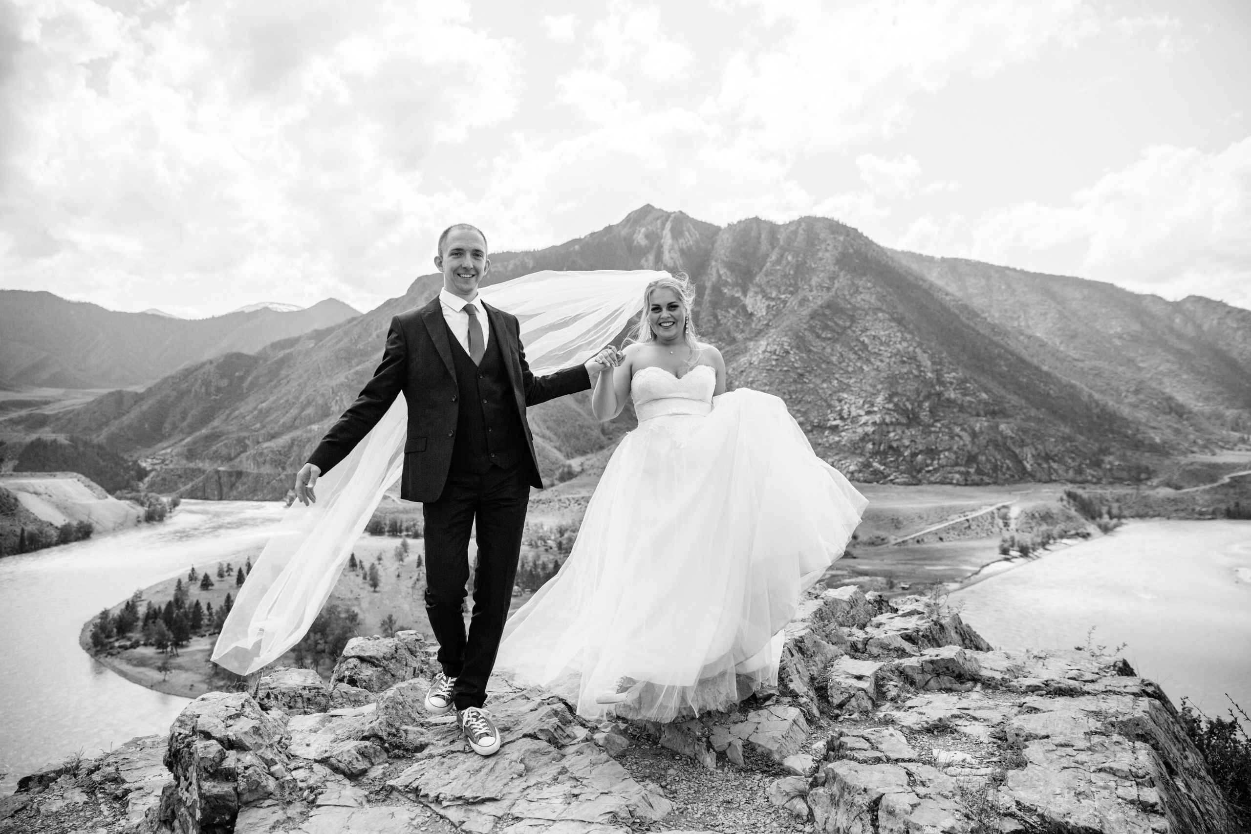 «Мы только что расписались и едем в свадебное путешествие. Будем в Ине». Фотограф Любовь Щербинина