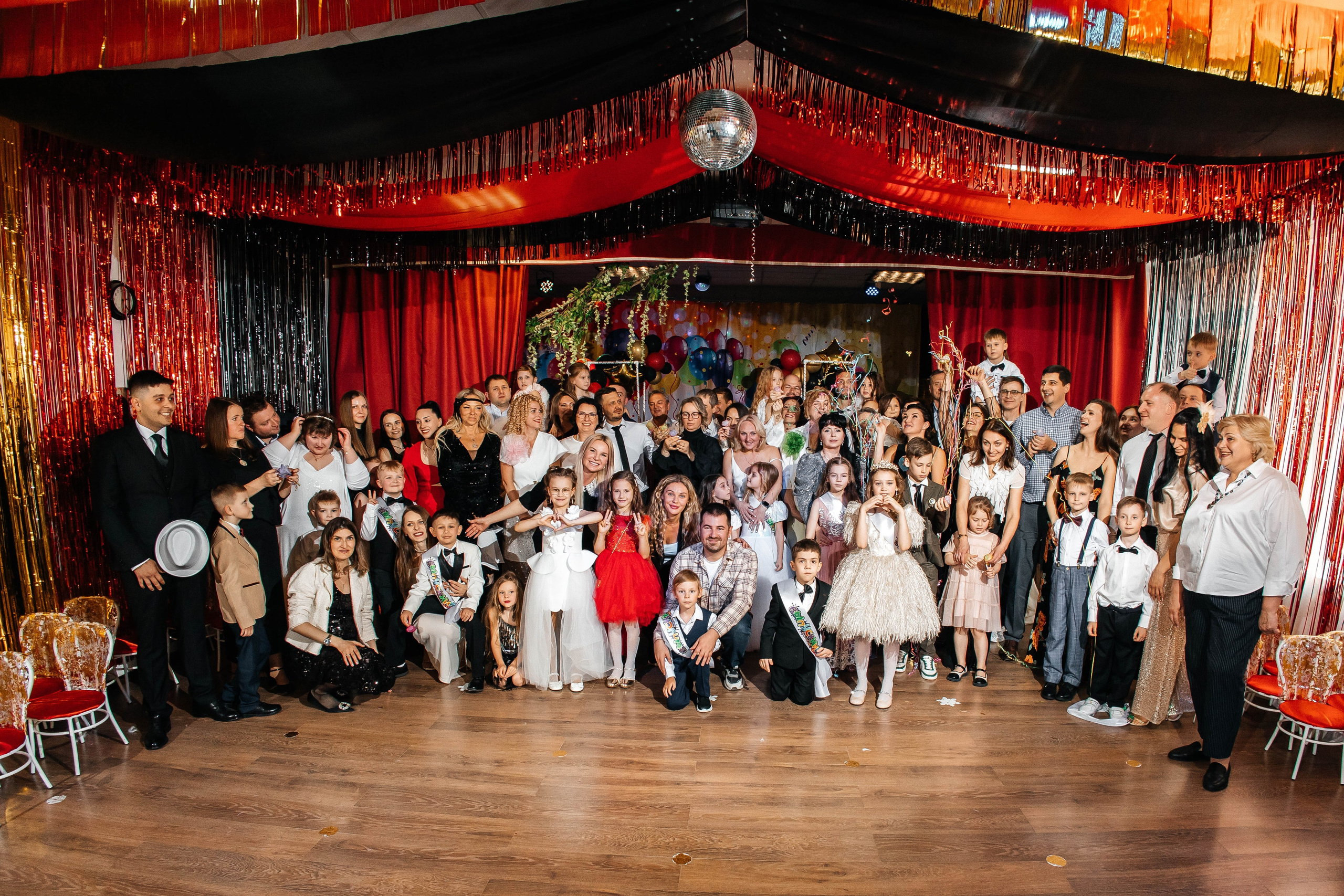 Выпускной в ЛИМПИК. Фотограф в Санкт-Петербурге Виктория Безверхая