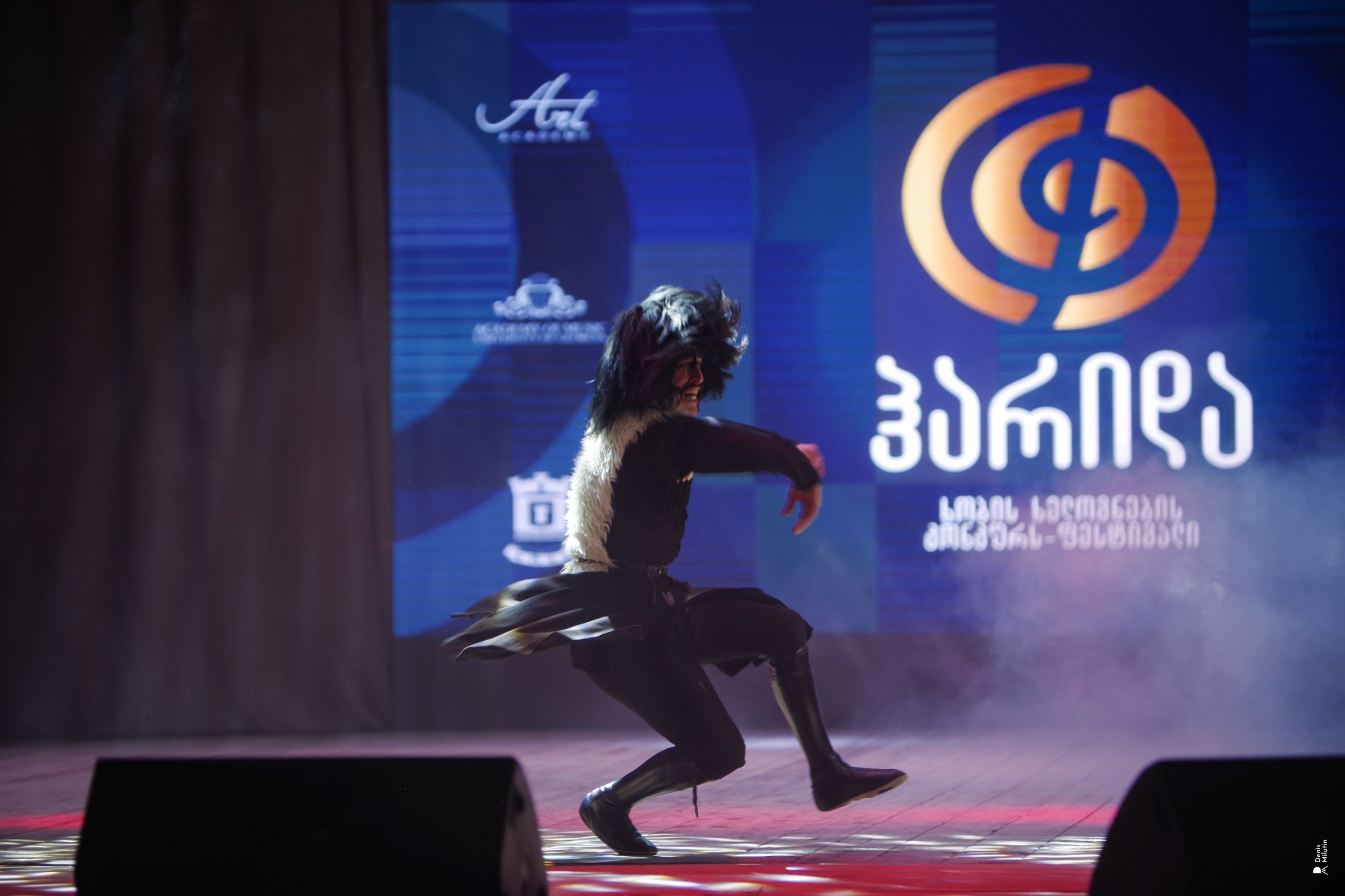 Танцы в Хоби. Портретный фотограф Денис Милютин