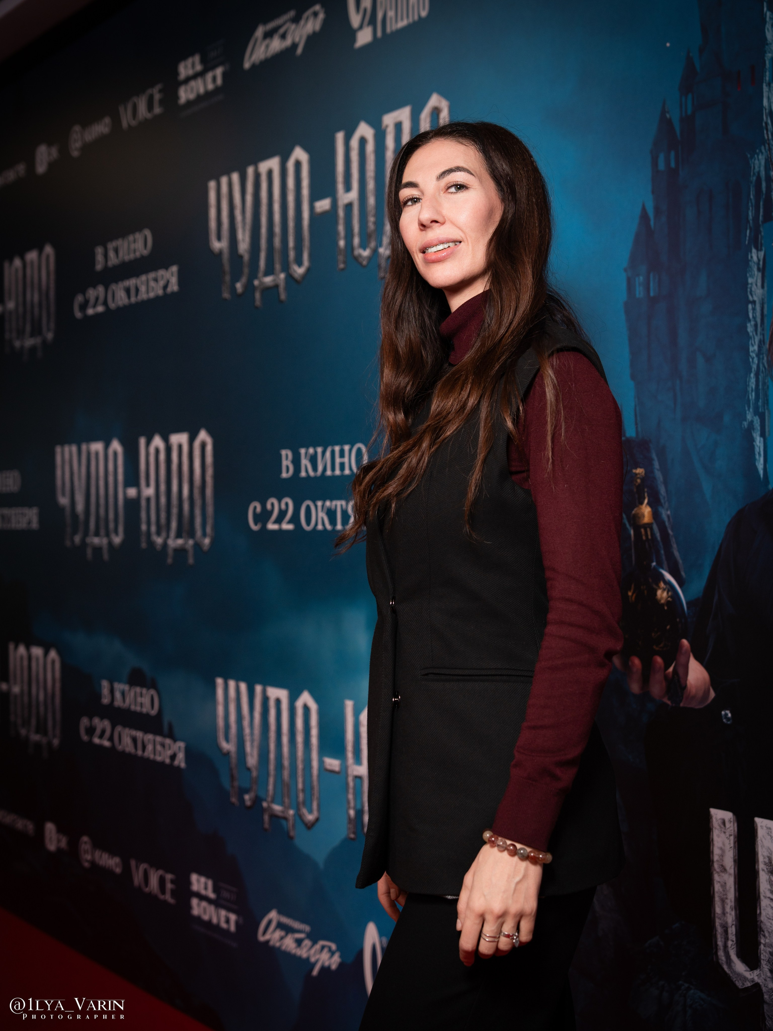 Премьера: Чудо-Юдо. Илья Варин — Ваш фотограф в Москве