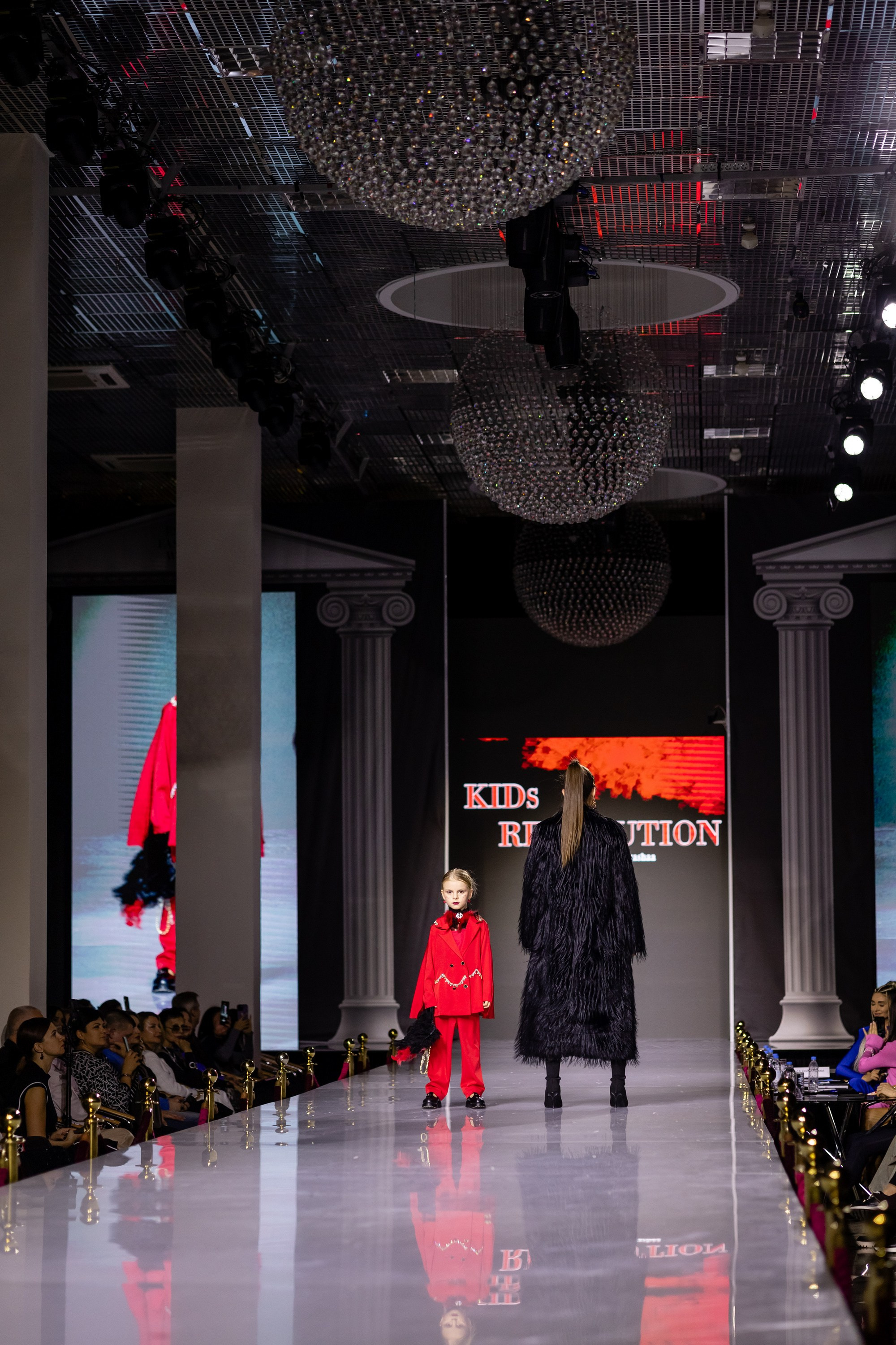 ESTET FASHION WEEK (KIDs REVOLUTION). Татьяна Чернышова свадебный фотограф Москва