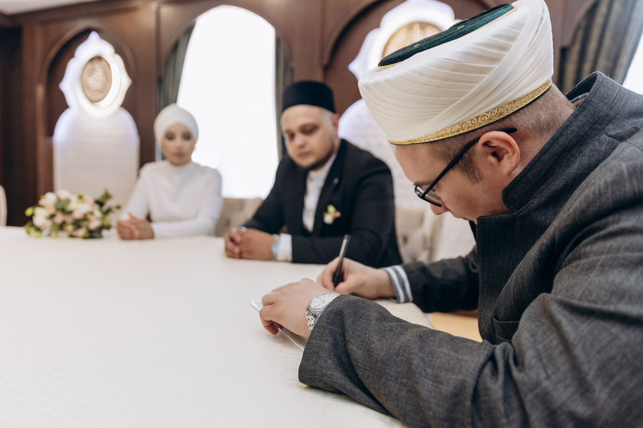 никах в мечети Ахмадзаки,  фотосессия в мечети Ахмадзаки, фотограф на никах Казань Ranas4you, образ невесты на никах, завязывание платка Казань, платье на никах Казань, фотограф на мусульманские свадьбы Ranas4you