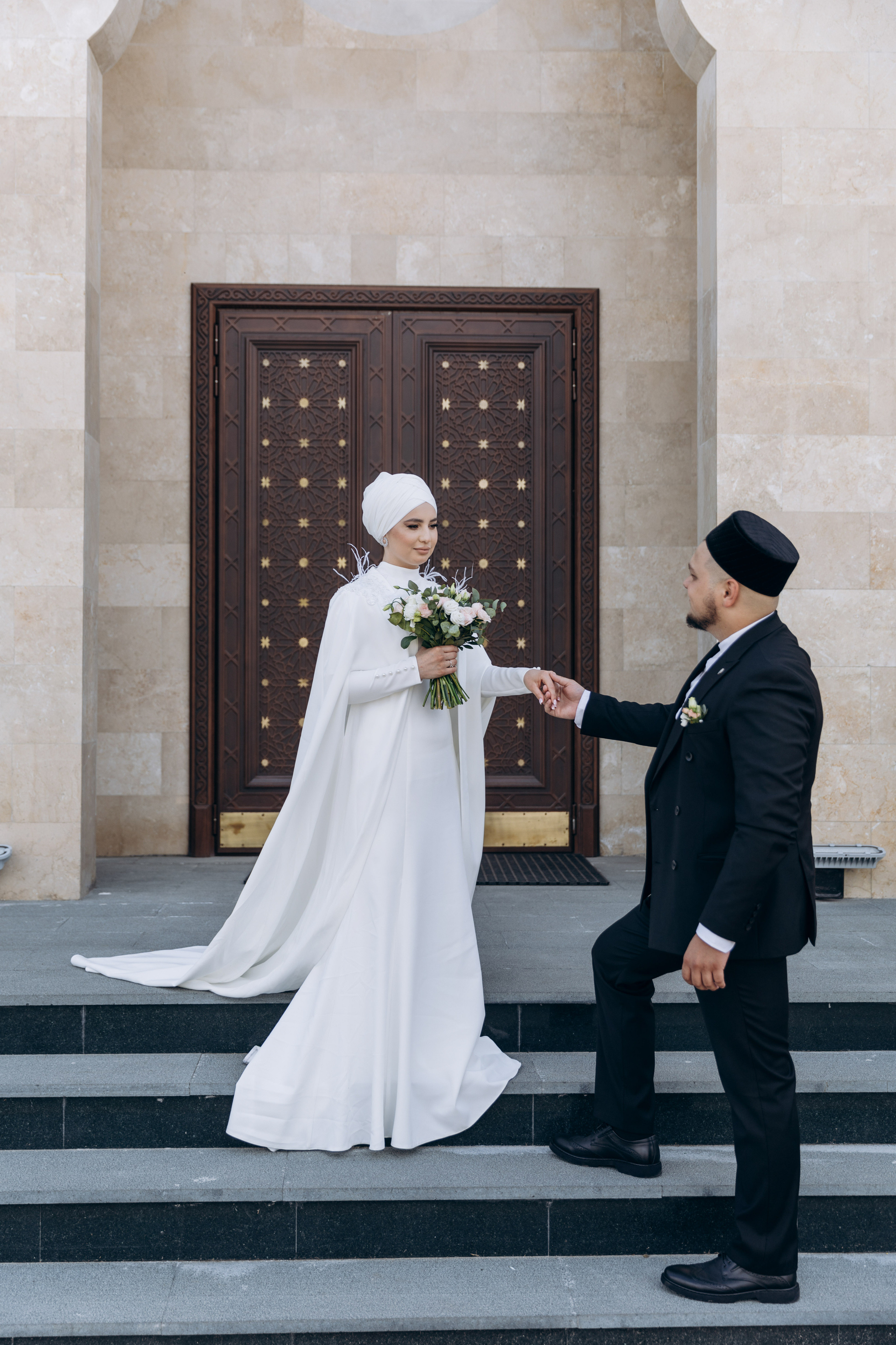 никах в мечети Ахмадзаки,  фотосессия в мечети Ахмадзаки, фотограф на никах Казань Ranas4you, образ невесты на никах, завязывание платка Казань, платье на никах Казань, фотограф на мусульманские свадьбы Ranas4you