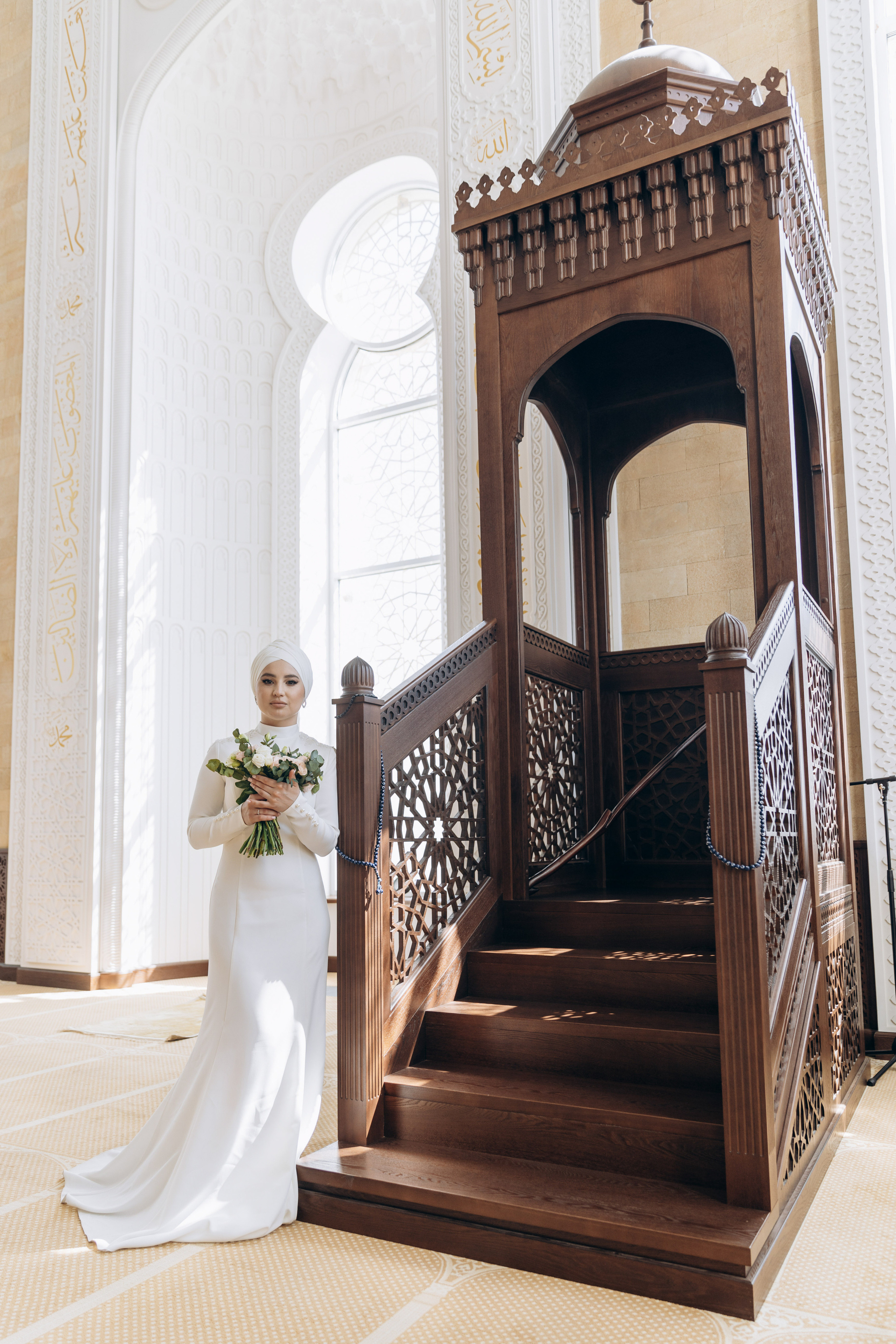 никах в мечети Ахмадзаки,  фотосессия в мечети Ахмадзаки, фотограф на никах Казань Ranas4you, образ невесты на никах, завязывание платка Казань, платье на никах Казань, фотограф на мусульманские свадьбы Ranas4you