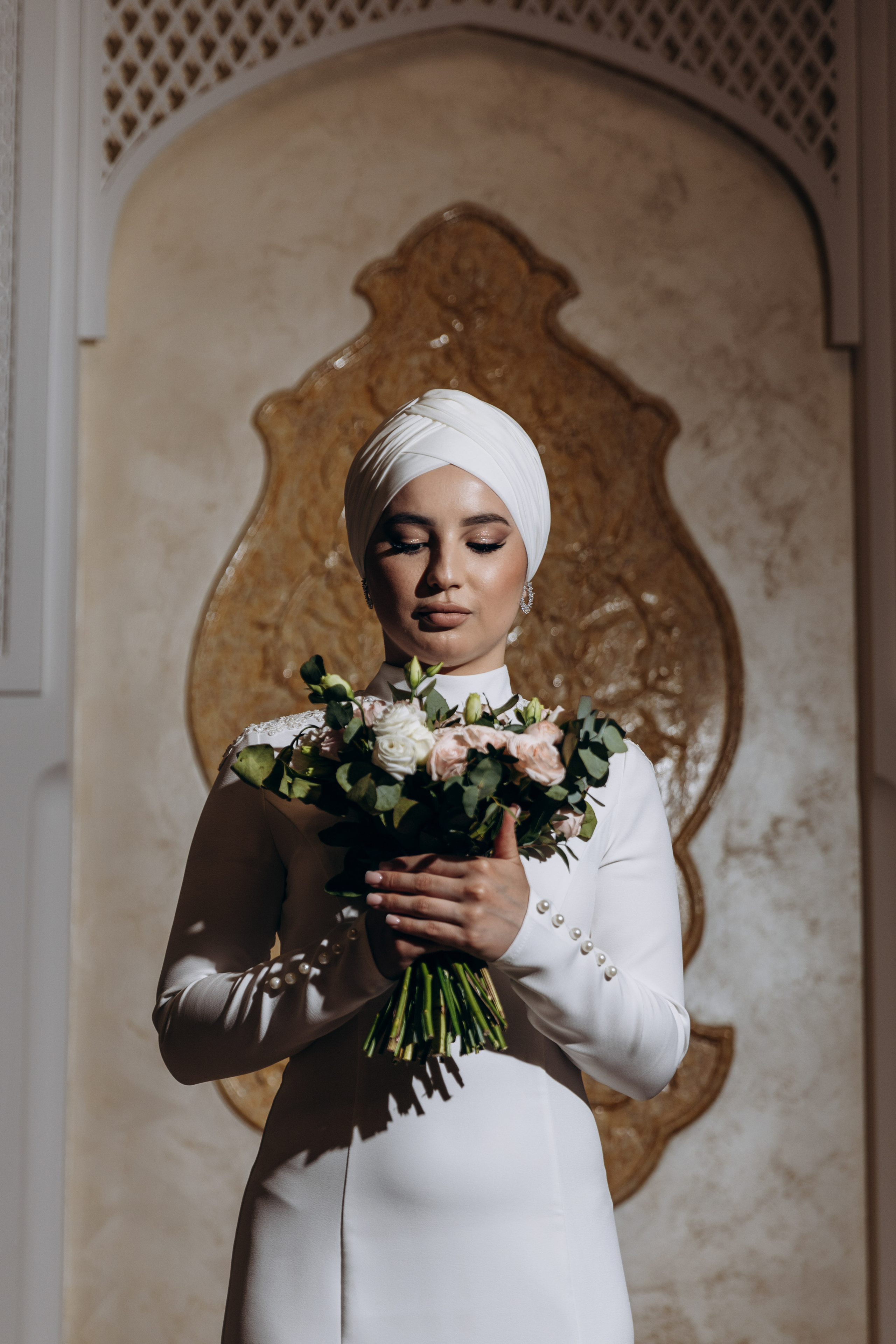 никах в мечети Ахмадзаки,  фотосессия в мечети Ахмадзаки, фотограф на никах Казань Ranas4you, образ невесты на никах, завязывание платка Казань, платье на никах Казань, фотограф на мусульманские свадьбы Ranas4you