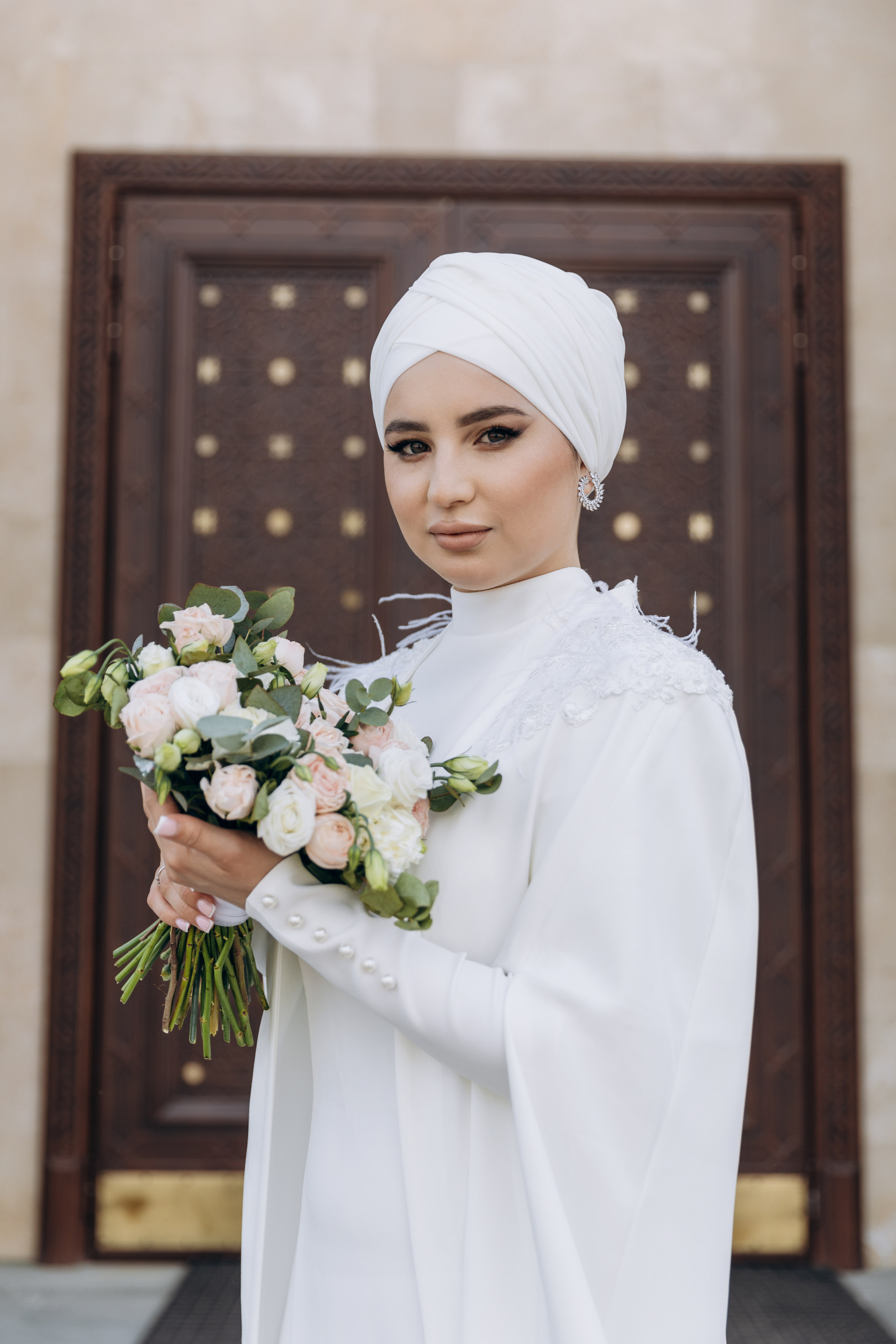 никах в мечети Ахмадзаки,  фотосессия в мечети Ахмадзаки, фотограф на никах Казань Ranas4you, образ невесты на никах, завязывание платка Казань, платье на никах Казань, фотограф на мусульманские свадьбы Ranas4you