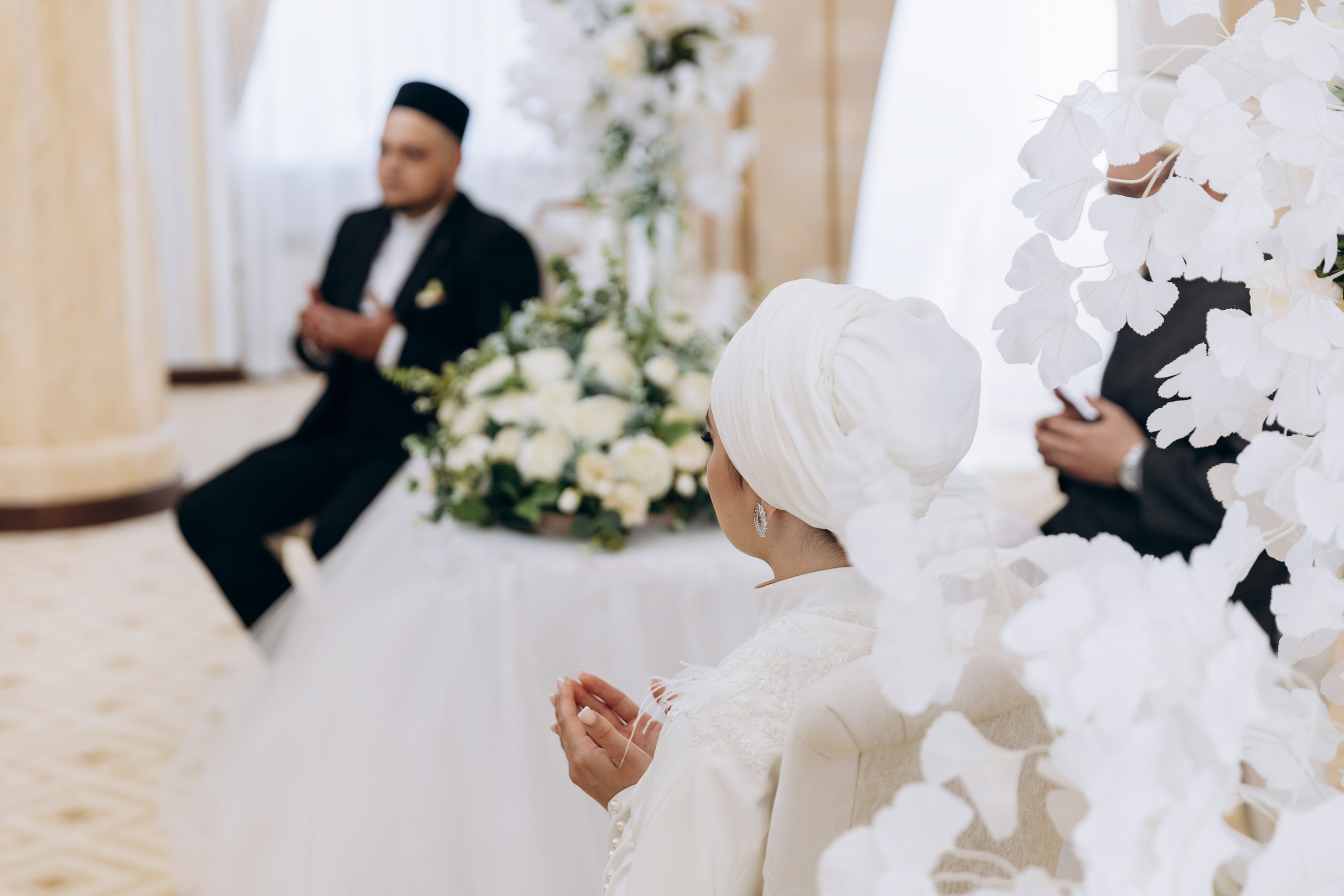 никах в мечети Ахмадзаки,  фотосессия в мечети Ахмадзаки, фотограф на никах Казань Ranas4you, образ невесты на никах, завязывание платка Казань, платье на никах Казань, фотограф на мусульманские свадьбы Ranas4you