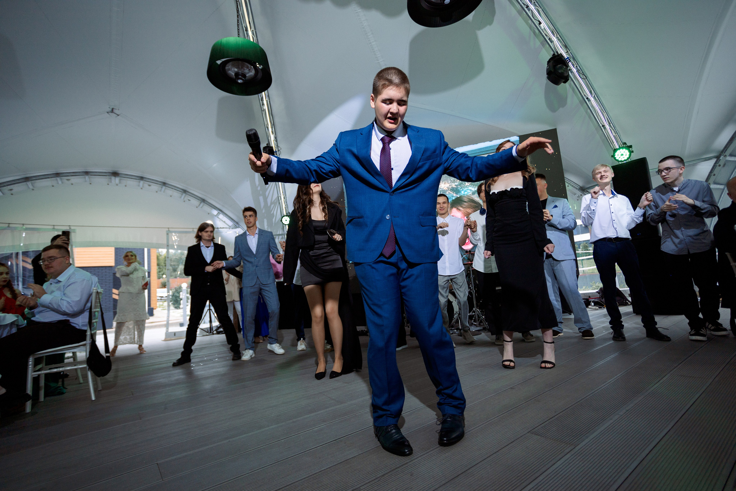 ВЫПУСКНОЙ: Волки-Липки. Все фото. Профессиональный фотограф в Ижевске Леша Петров