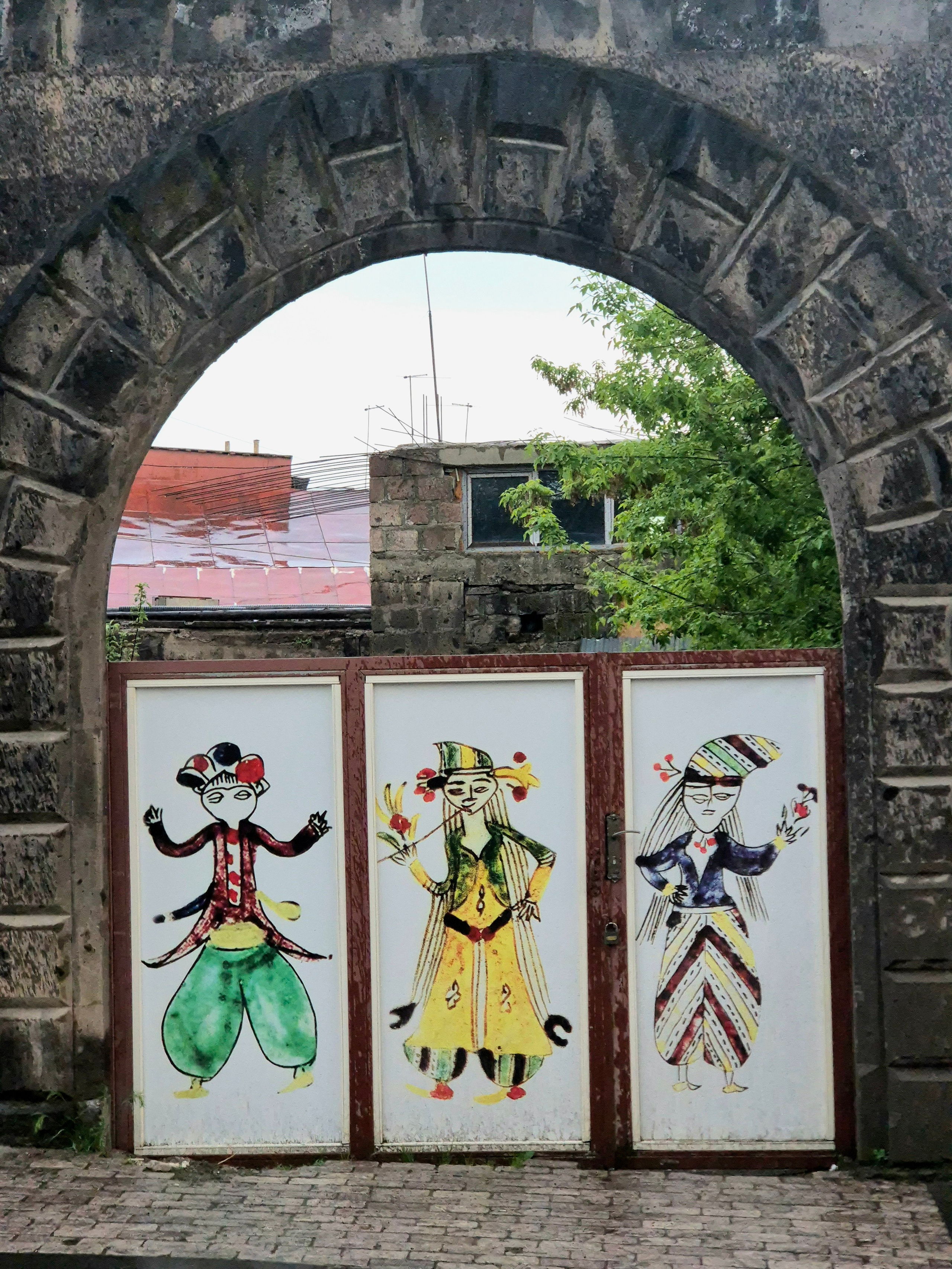 Но город восстановился, исторический центр очень уютный