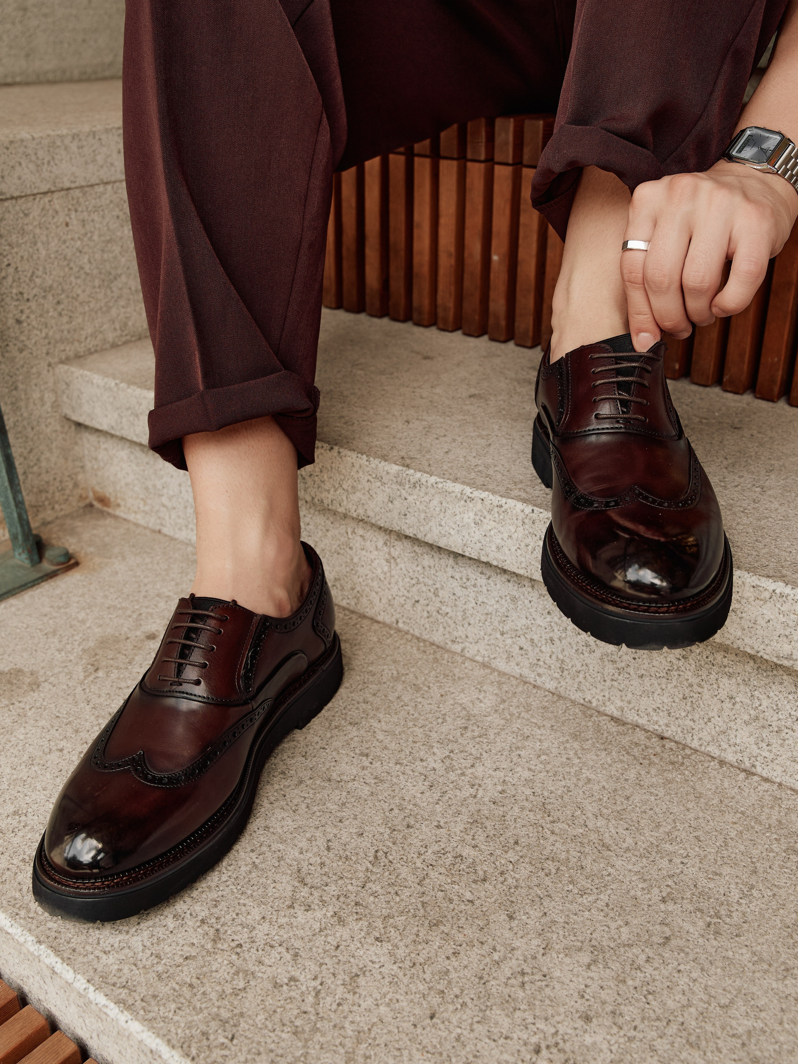 Обувь мужская. Фотограф для маркетплейсов в Москве